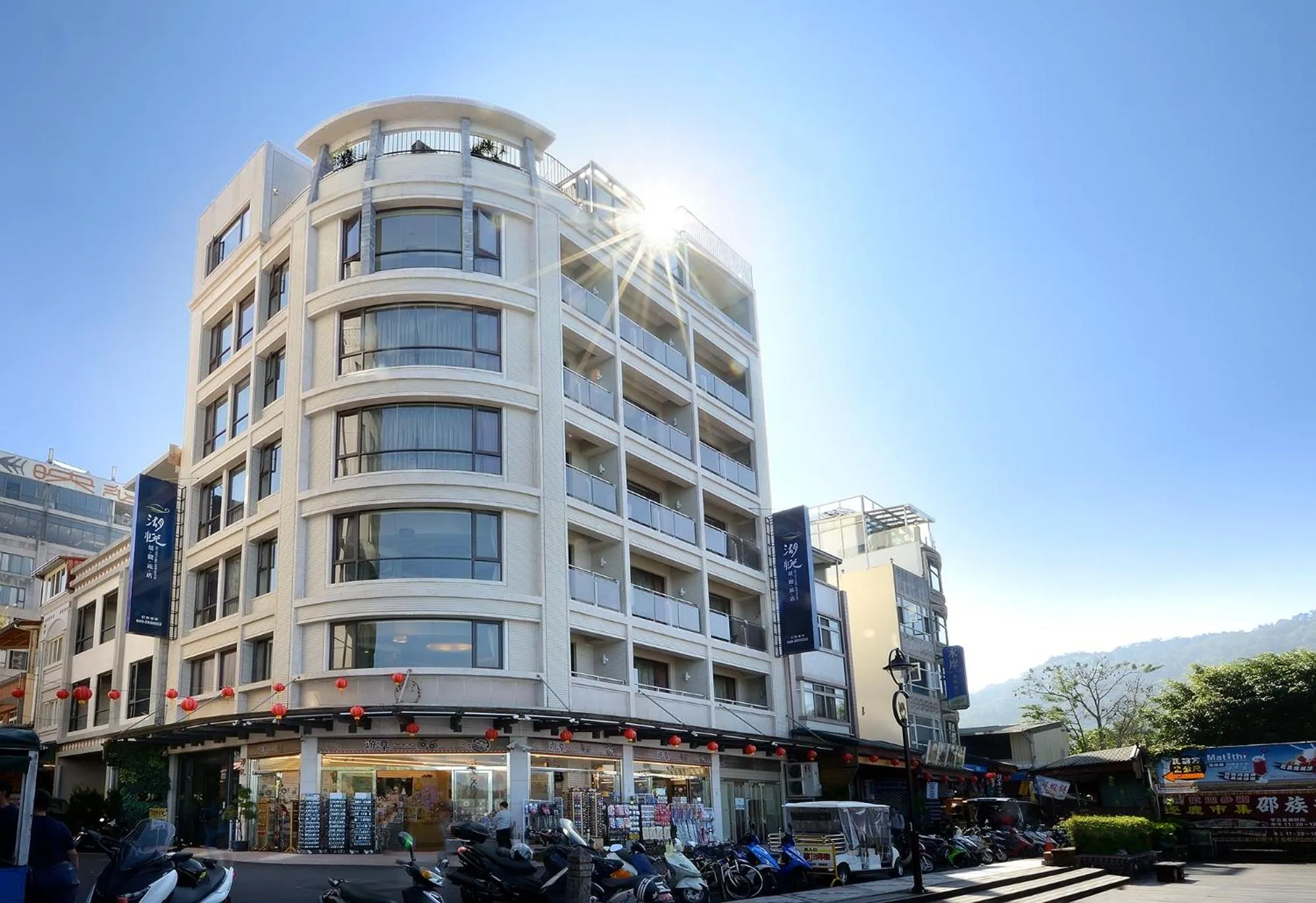 Off site in Hu Yue Lakeview Hotel