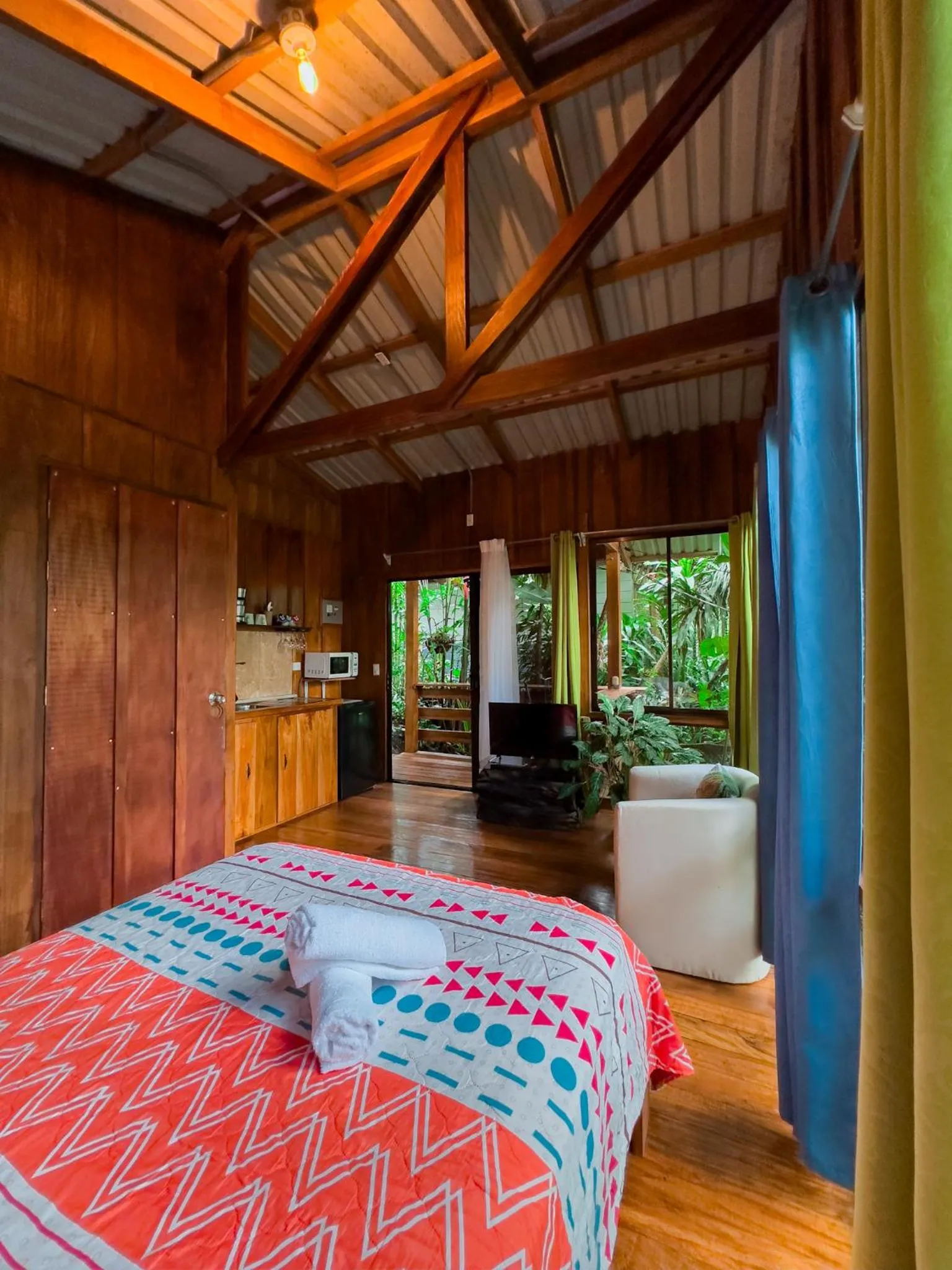 Photo of the whole room, Bed in Cabañas del Lago