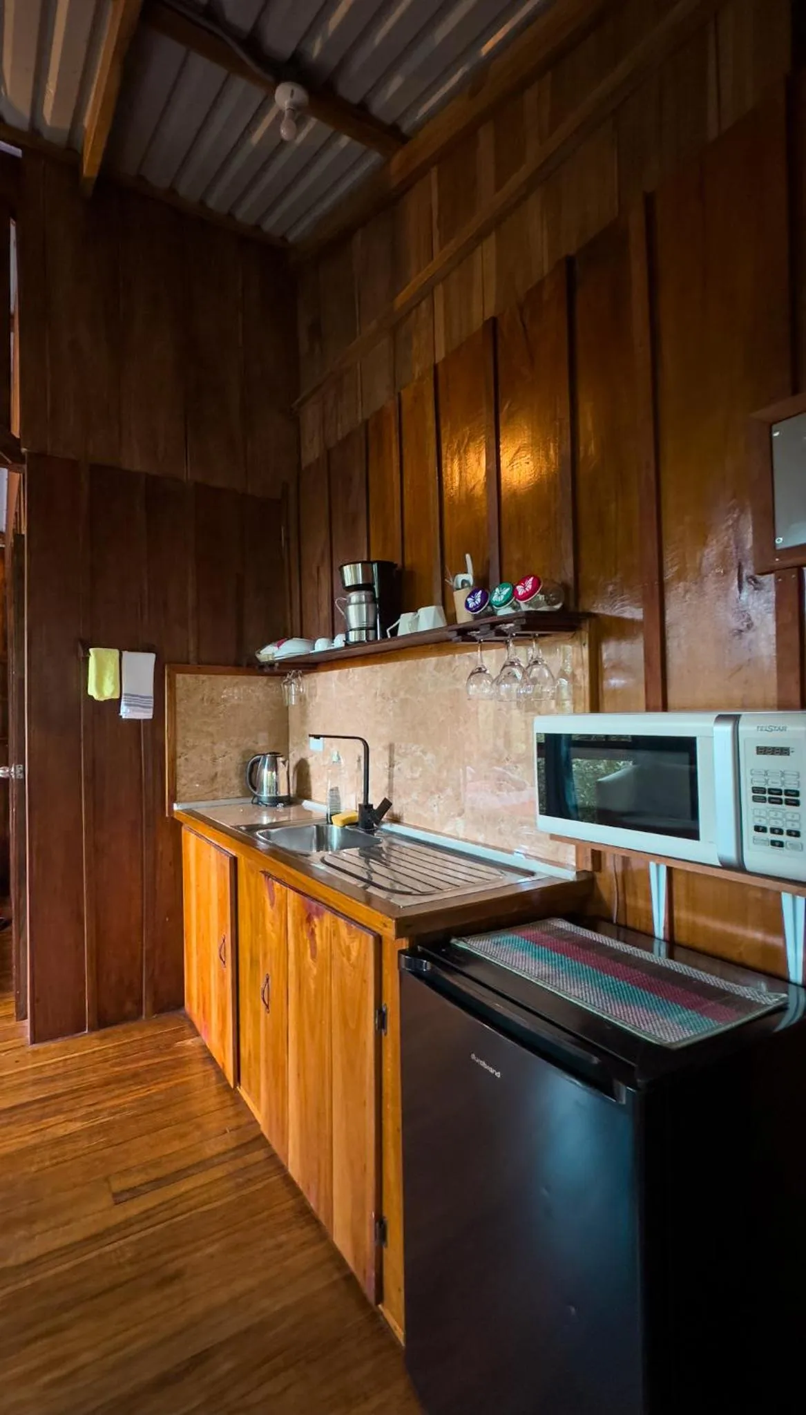 kitchen in Cabañas del Lago