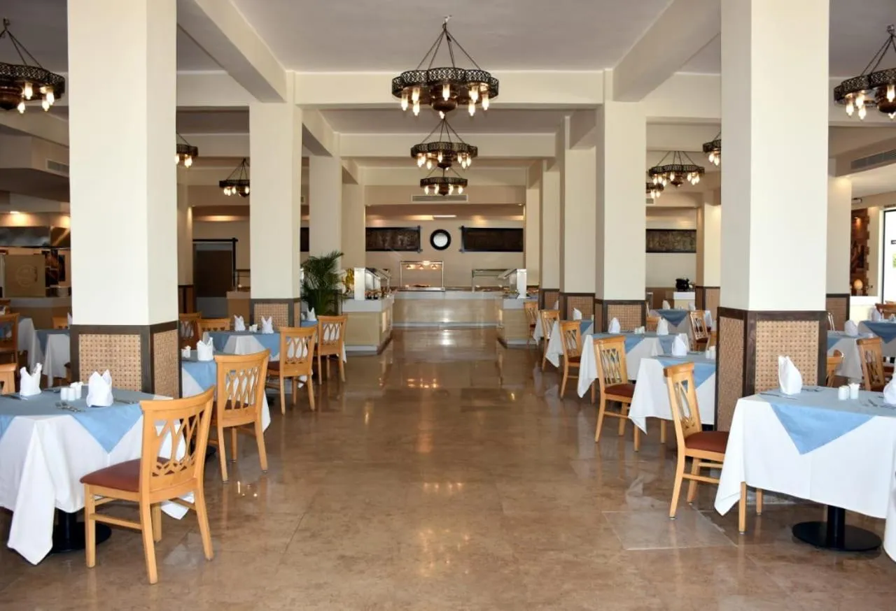 Restaurant/places to eat in Sharm Club Beach Resort