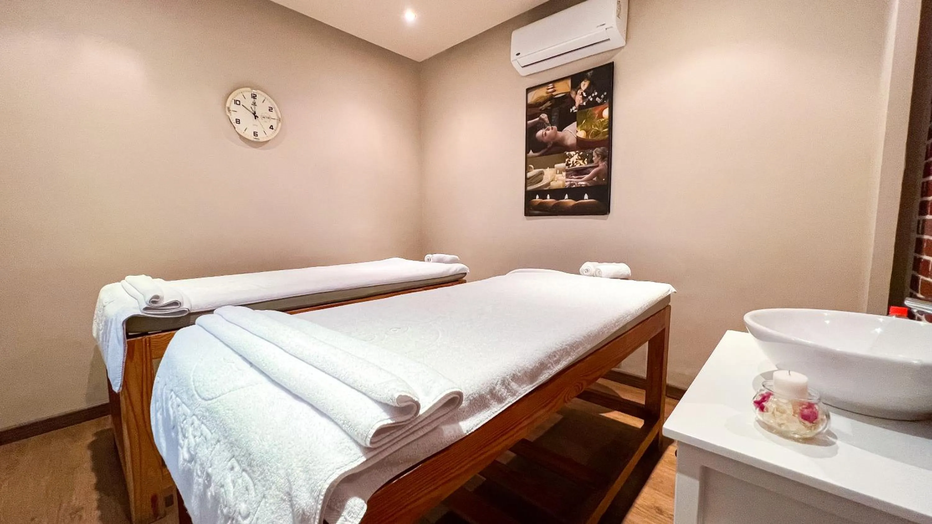 Property building, Bed in Sharm Club Beach Resort