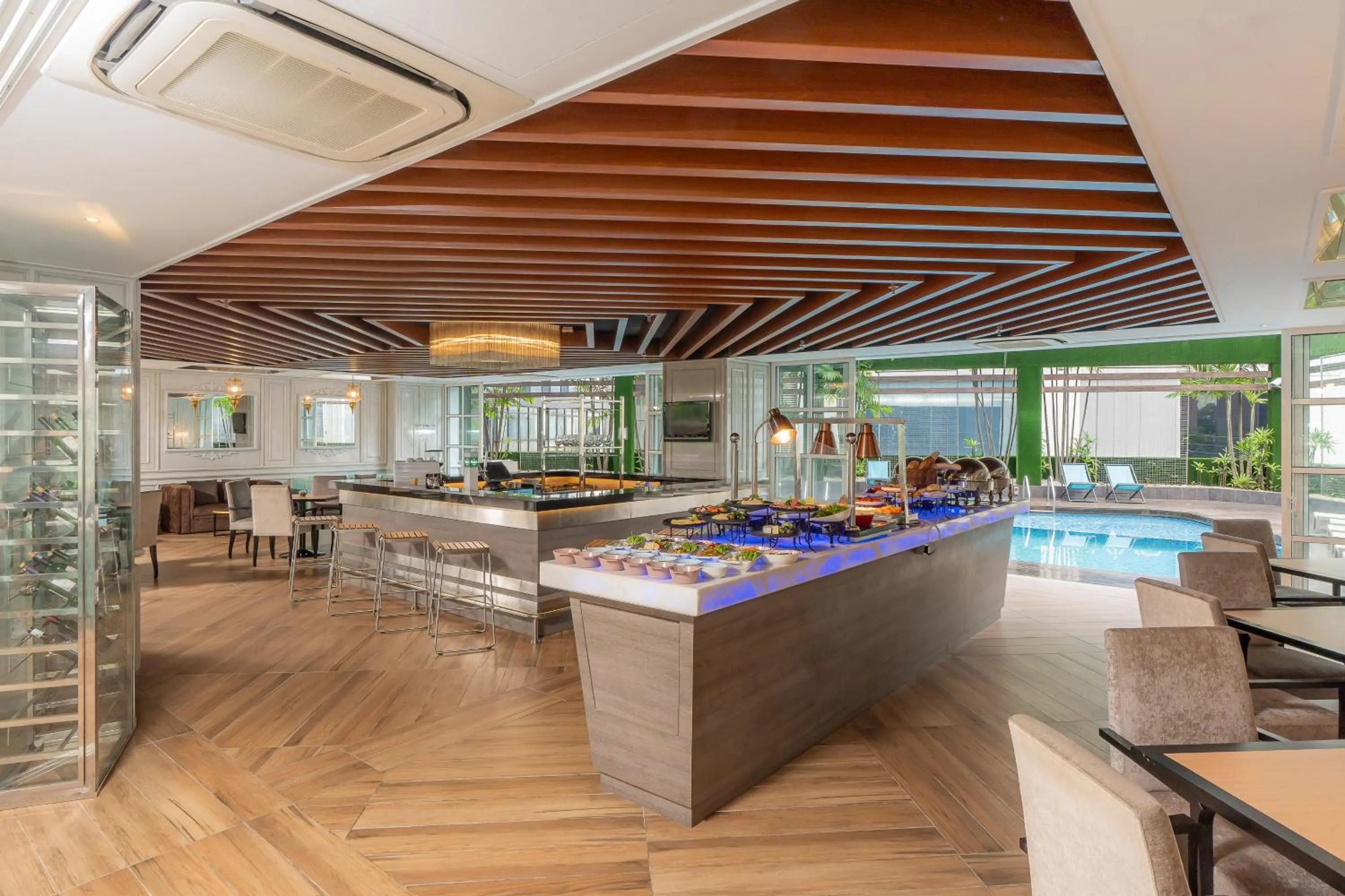 Restaurant/places to eat in Meliá Kuala Lumpur