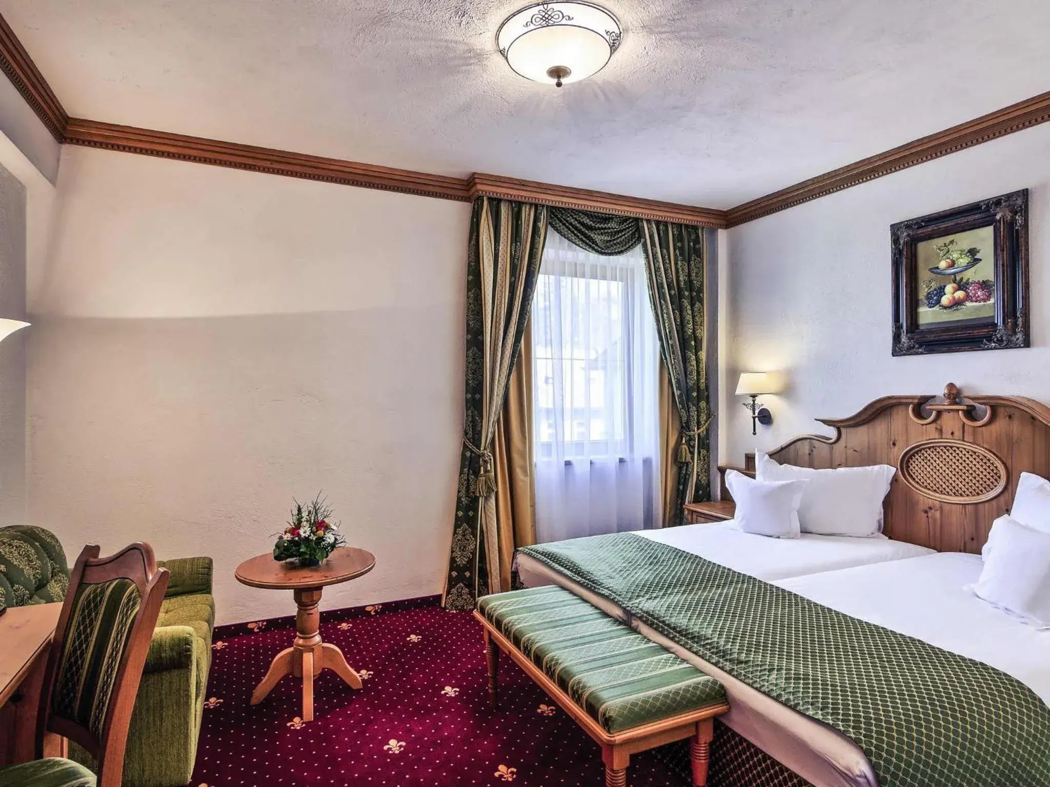 Bedroom, Bed in Mercure Sighisoara Binderbubi Hotel & Spa Bedroom, Bed in Mercure Sighisoara Binderbubi Hotel & Spa