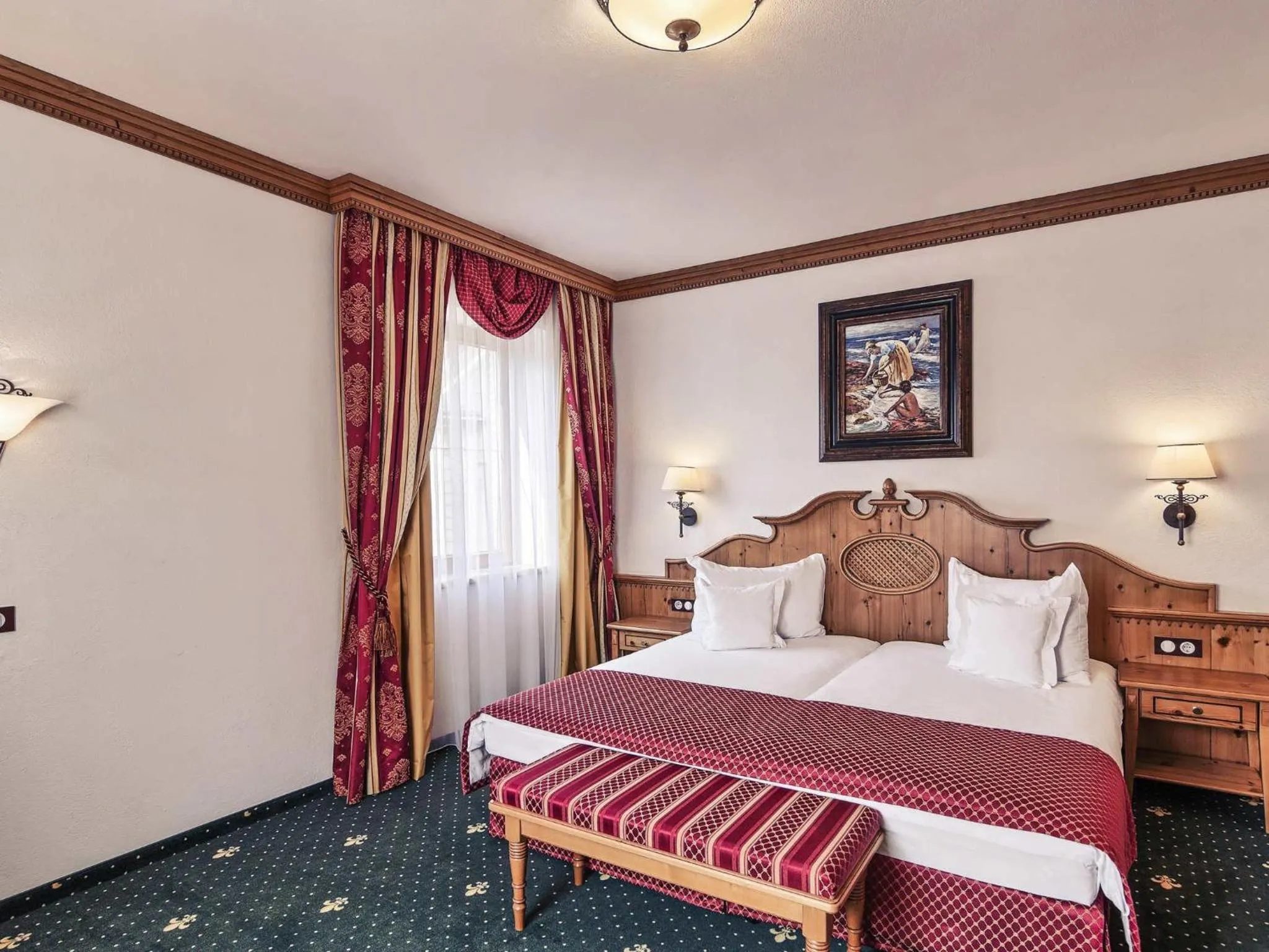 Bedroom, Bed in Mercure Sighisoara Binderbubi Hotel & Spa