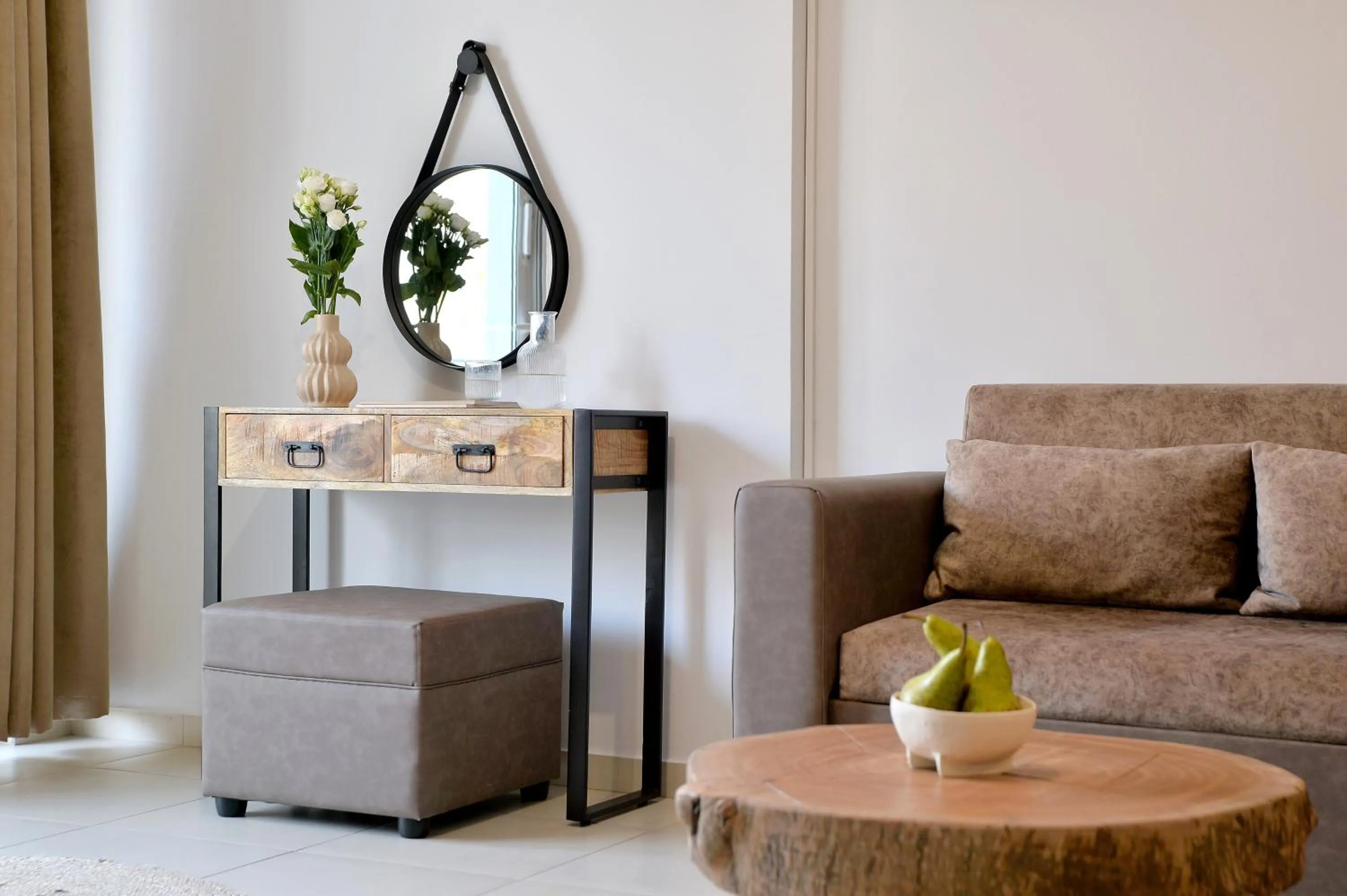 Living room in Alekos Apartments 1 - Νetflix & Comfort