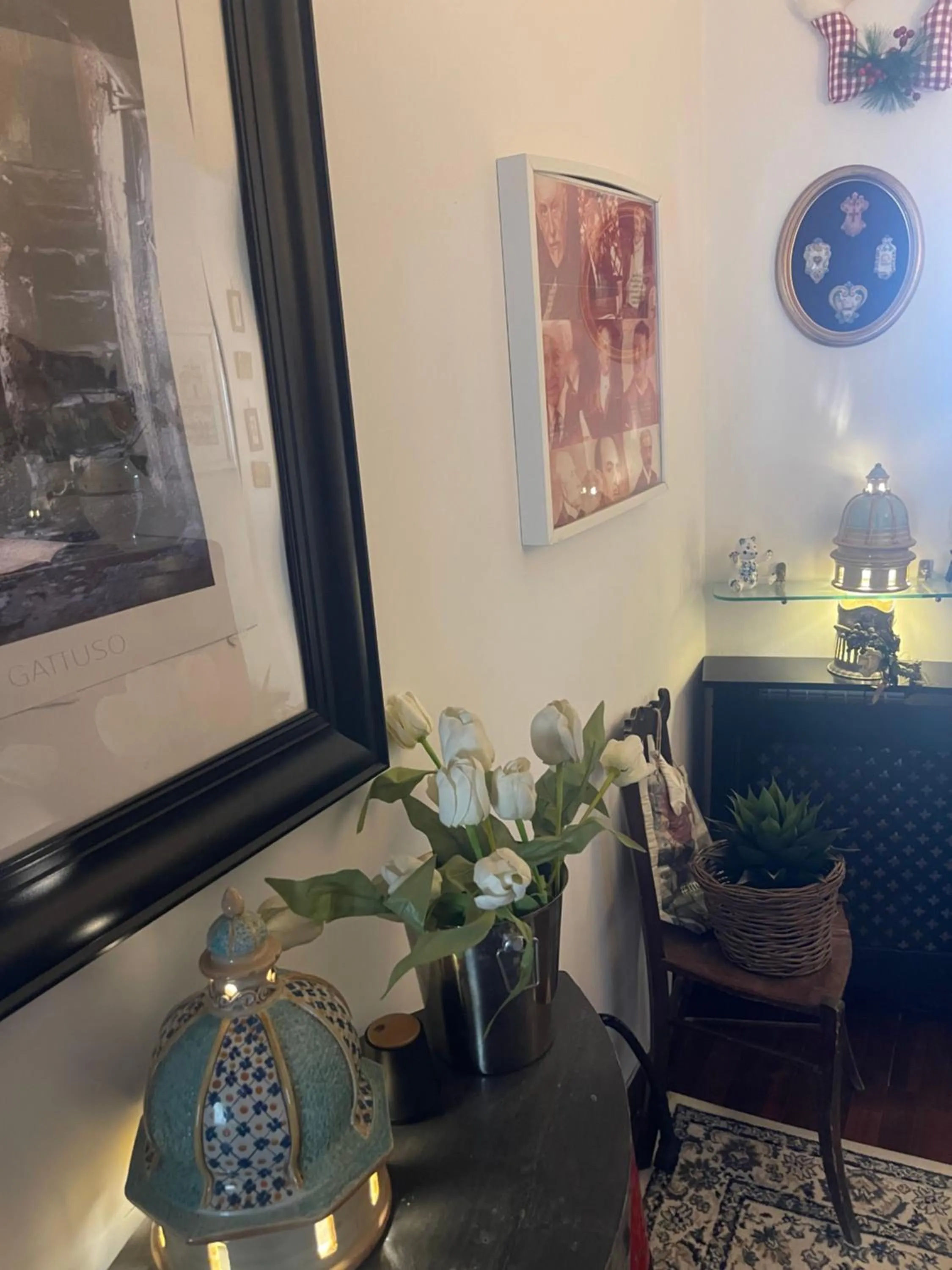 Living room in Casa tipica siciliana patronale home BedandBreakfast TreMetriSoprailCielo Camere con vista, colazione interna in terrazzo panoramico