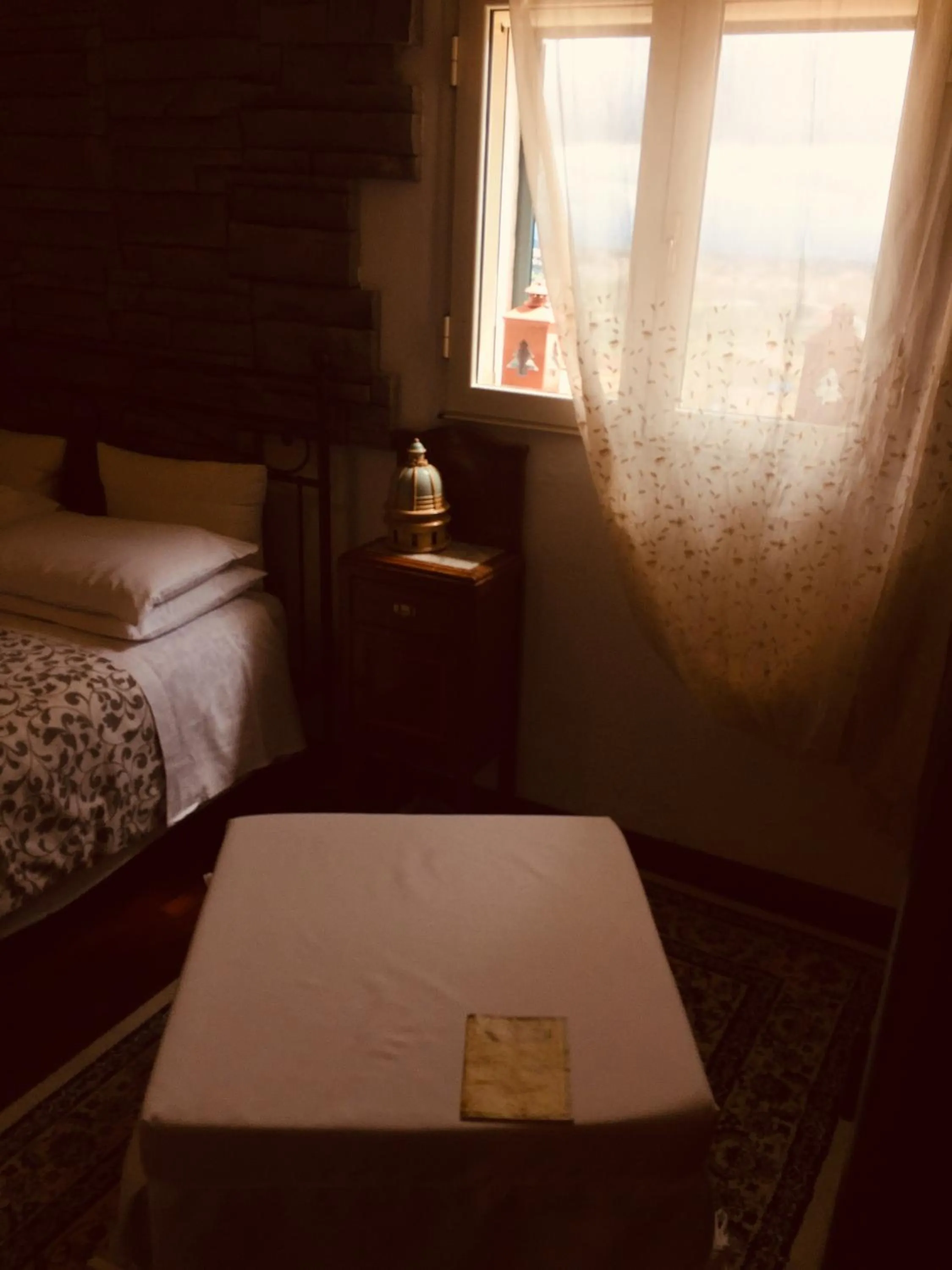 Bedroom, Bed in Casa tipica siciliana patronale home BedandBreakfast TreMetriSoprailCielo Camere con vista, colazione interna in terrazzo panoramico