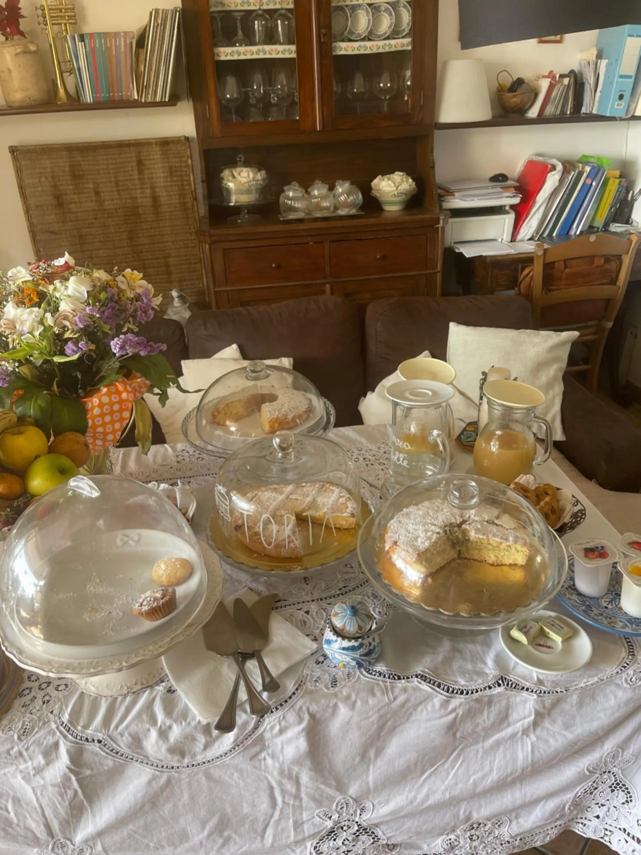 Kitchen or kitchenette in Casa tipica siciliana patronale home BedandBreakfast TreMetriSoprailCielo Camere con vista, colazione interna in terrazzo panoramico