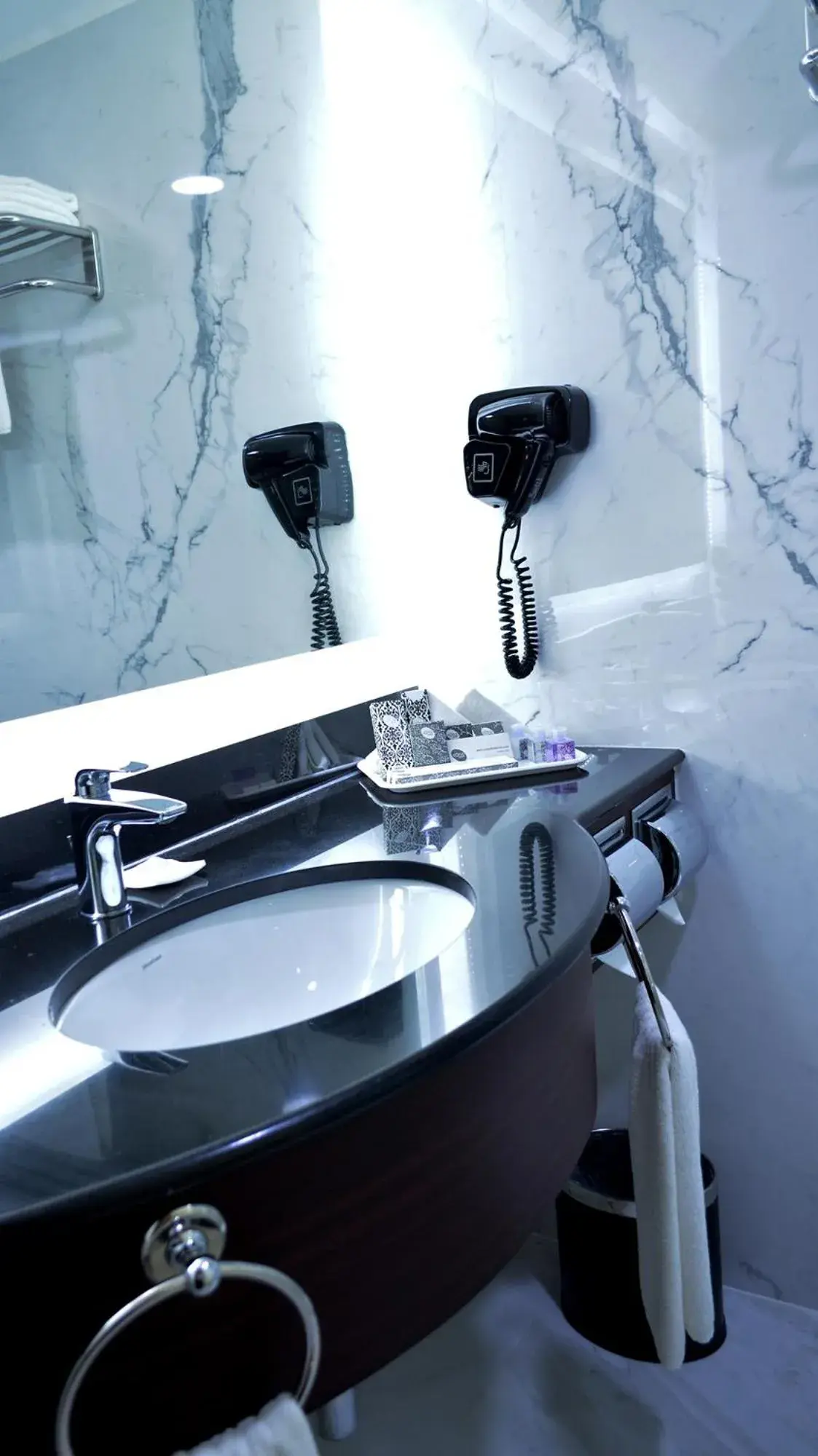 Bathroom in Corus KLCC Bathroom in Corus KLCC