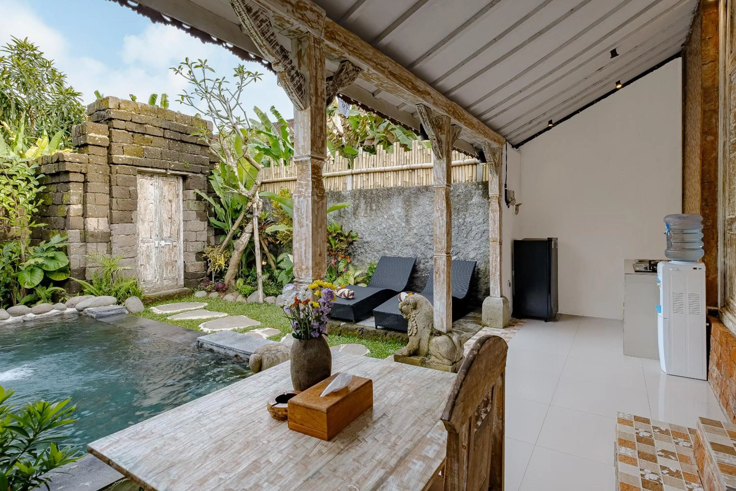 Seating area in Pratiwi Ubud Villa