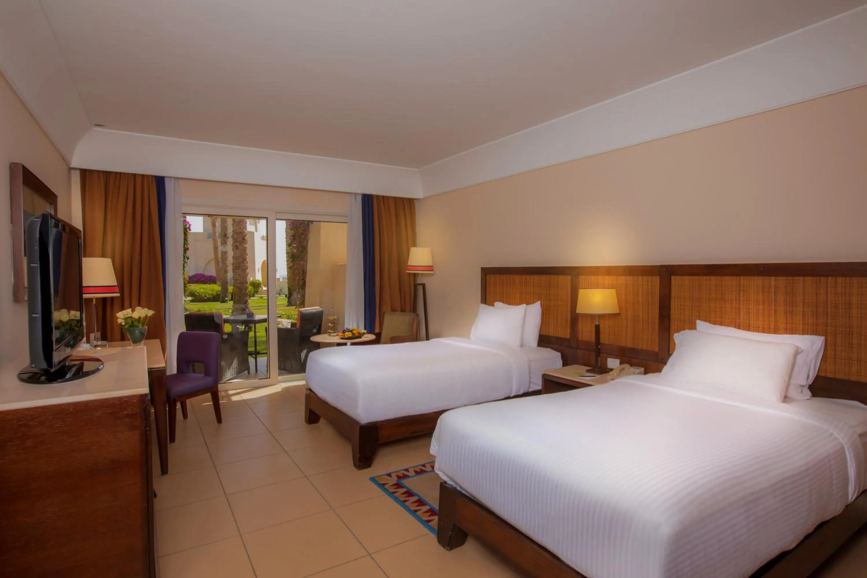 View (from property/room), Bed in Grand Rotana Resort & Spa