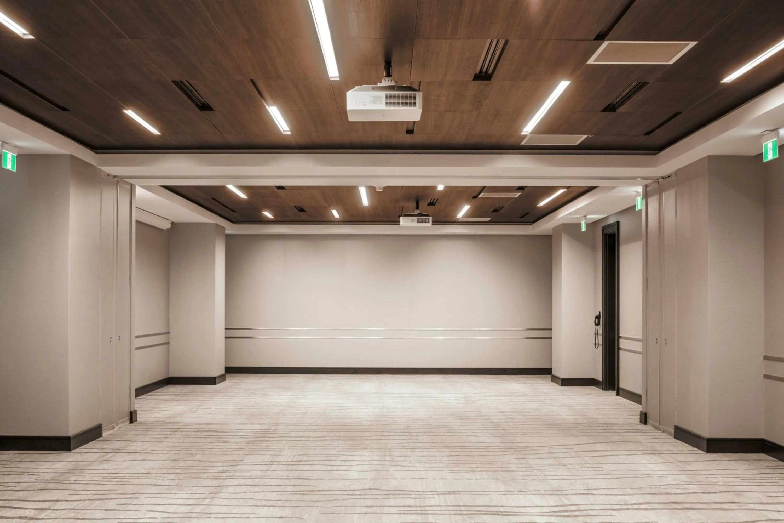 Meeting/conference room in the DOUGLAS, Autograph Collection