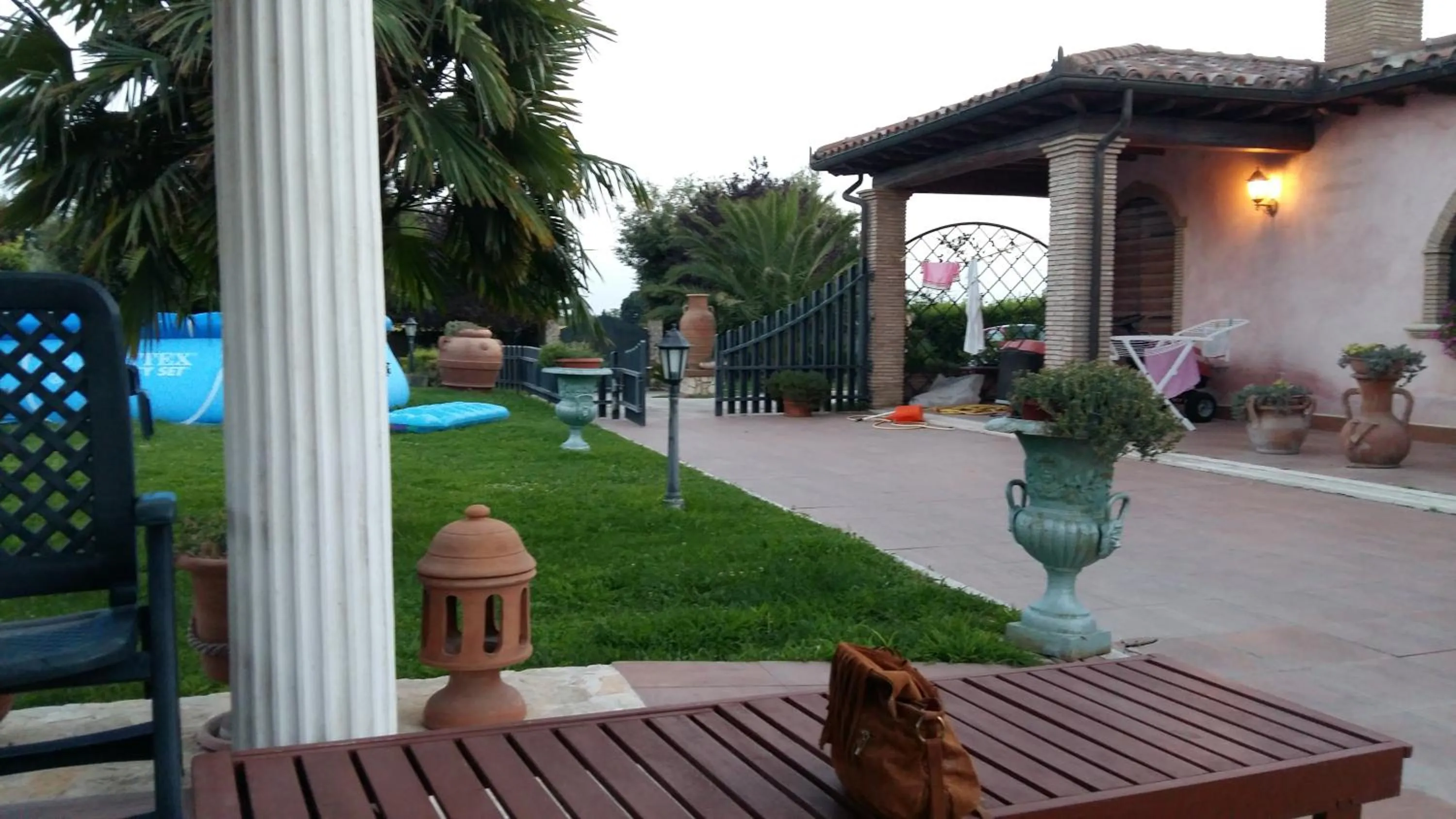 Garden in B&B Villa Roberta