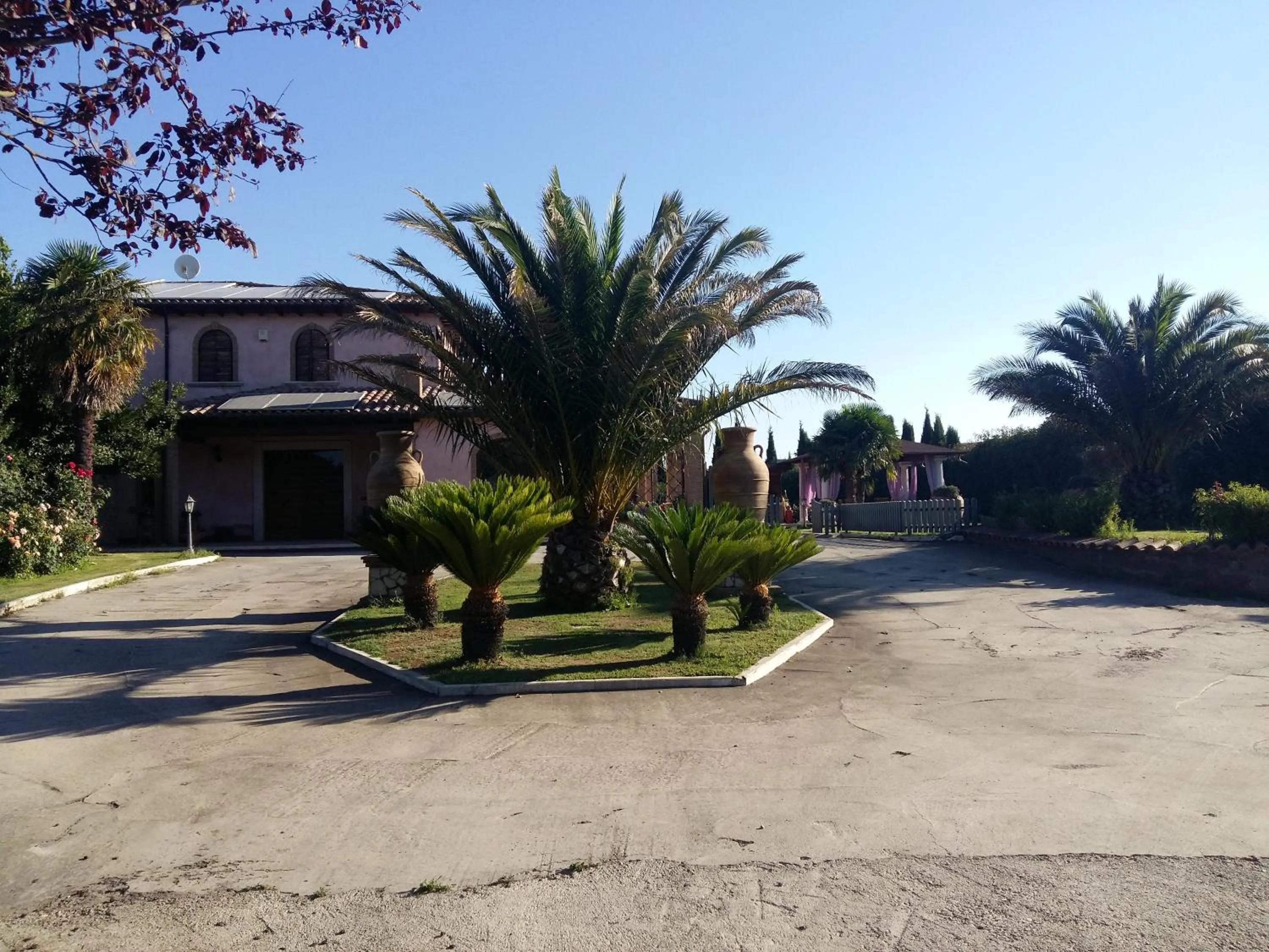 Facade/entrance in B&B Villa Roberta