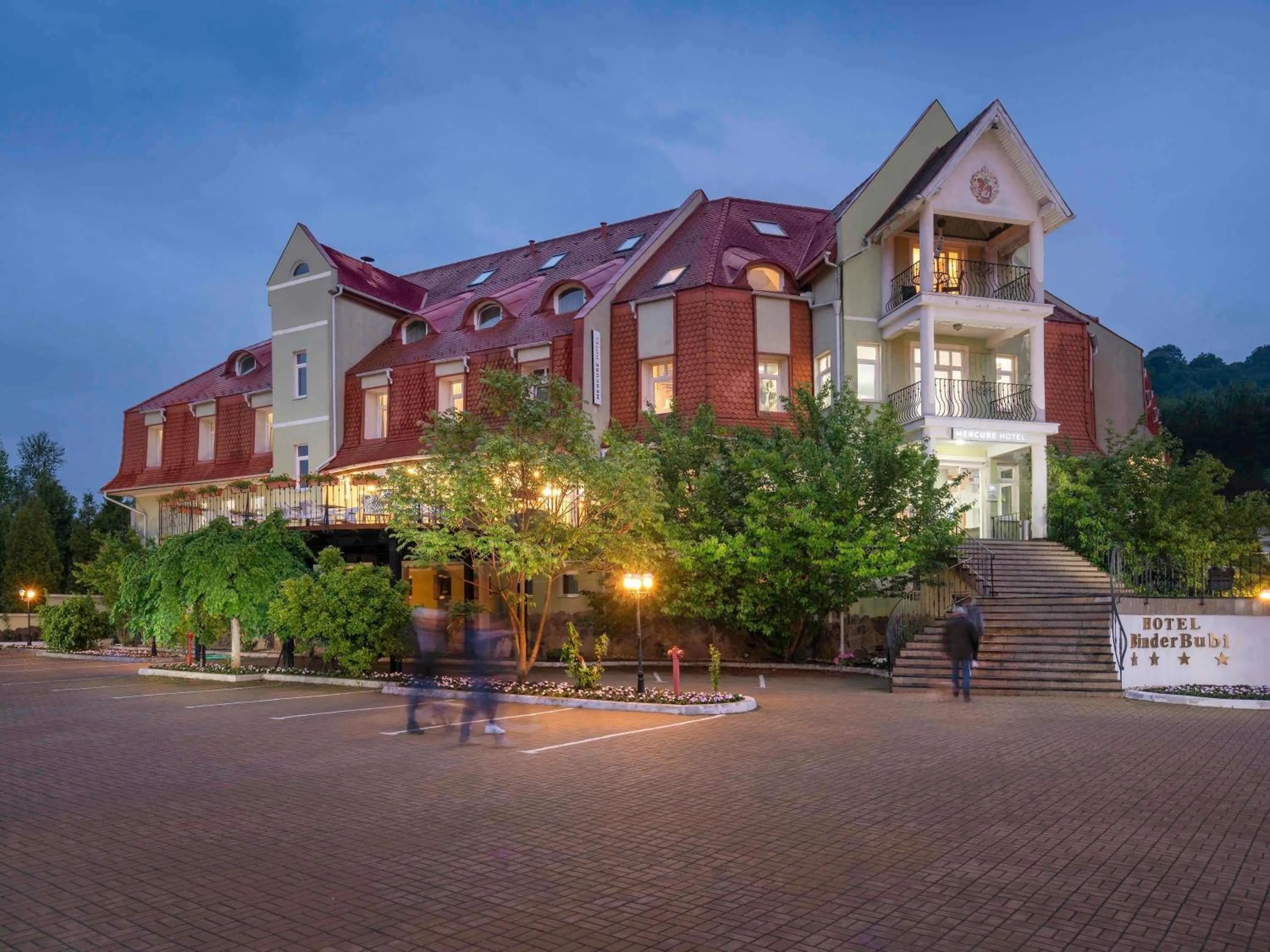 Property building in Mercure Medias Binderbubi Hotel And Spa