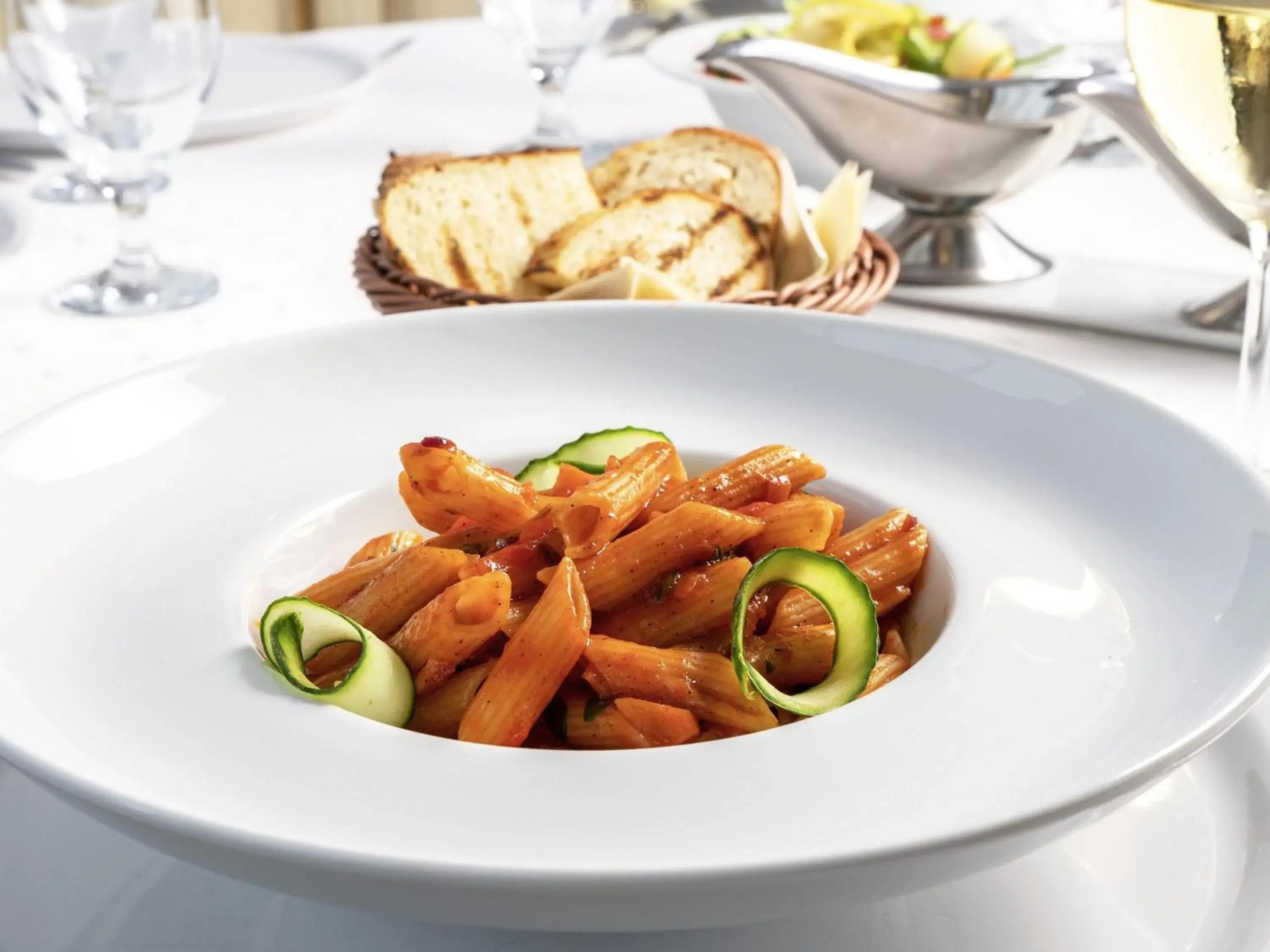 Restaurant/places to eat in Mercure Medias Binderbubi Hotel And Spa Restaurant/places to eat in Mercure Medias Binderbubi Hotel And Spa