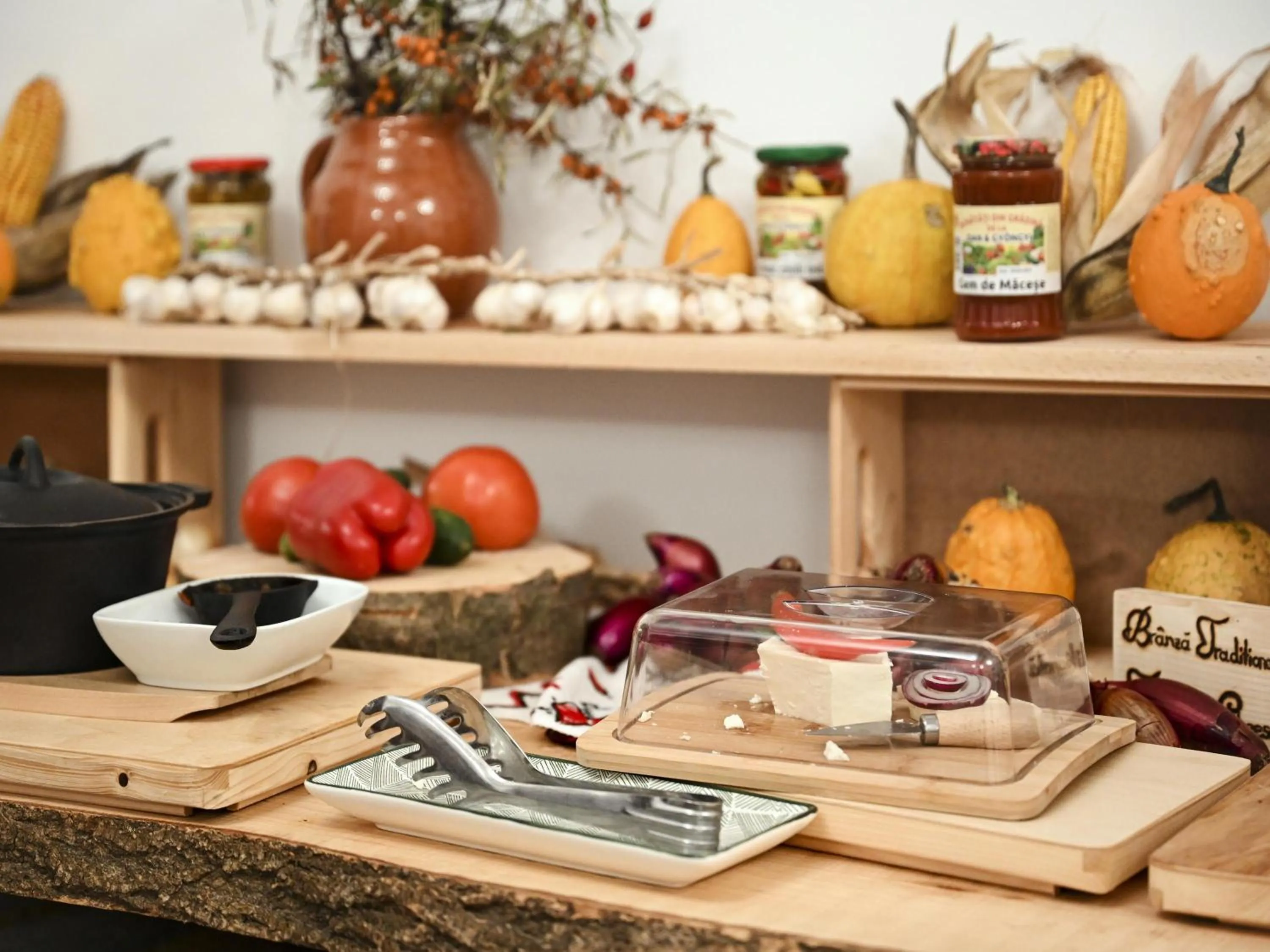 Restaurant/places to eat in Mercure Medias Binderbubi Hotel And Spa