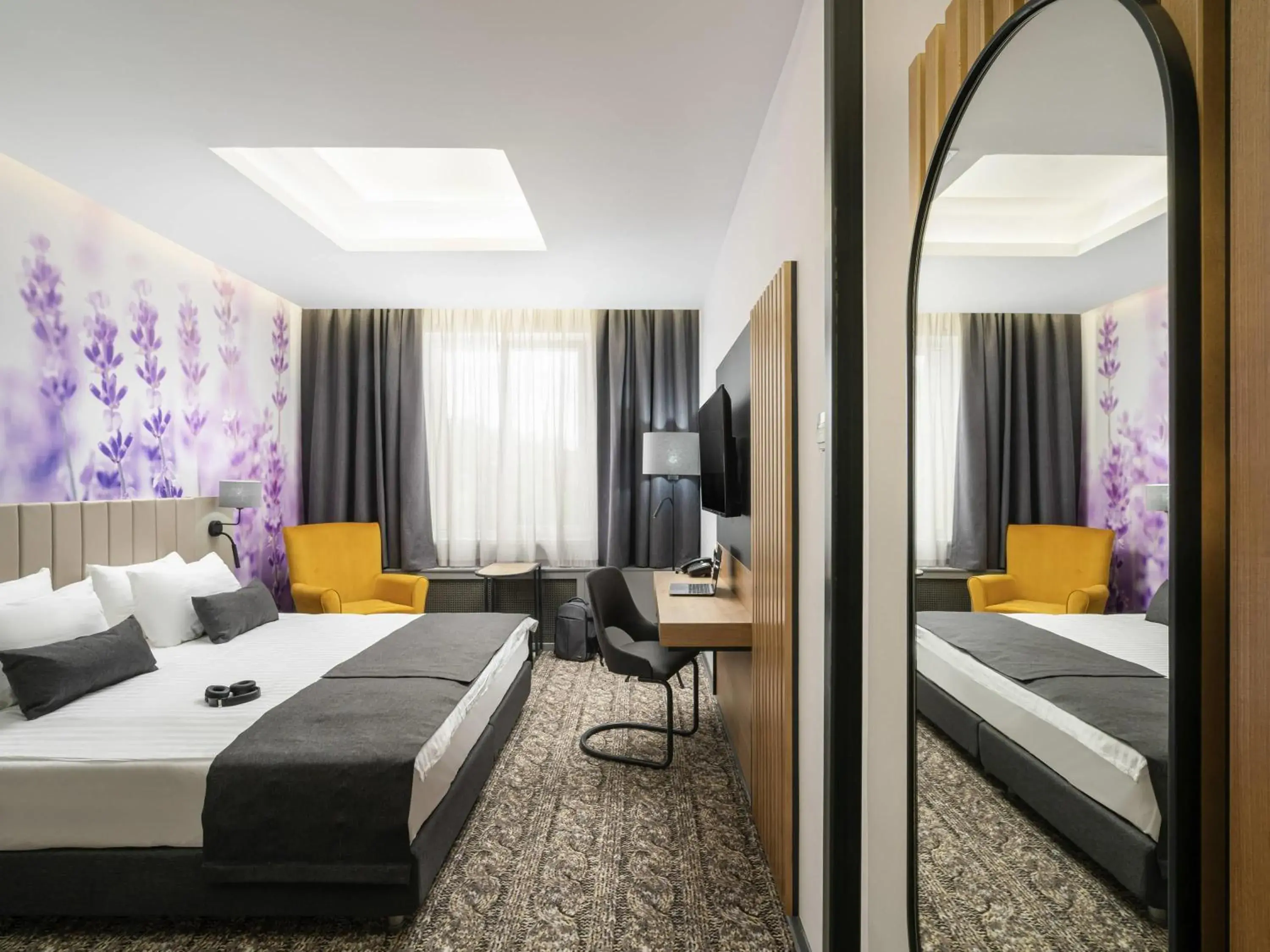 Bedroom, Bed in Mercure Medias Binderbubi Hotel And Spa Bedroom, Bed in Mercure Medias Binderbubi Hotel And Spa