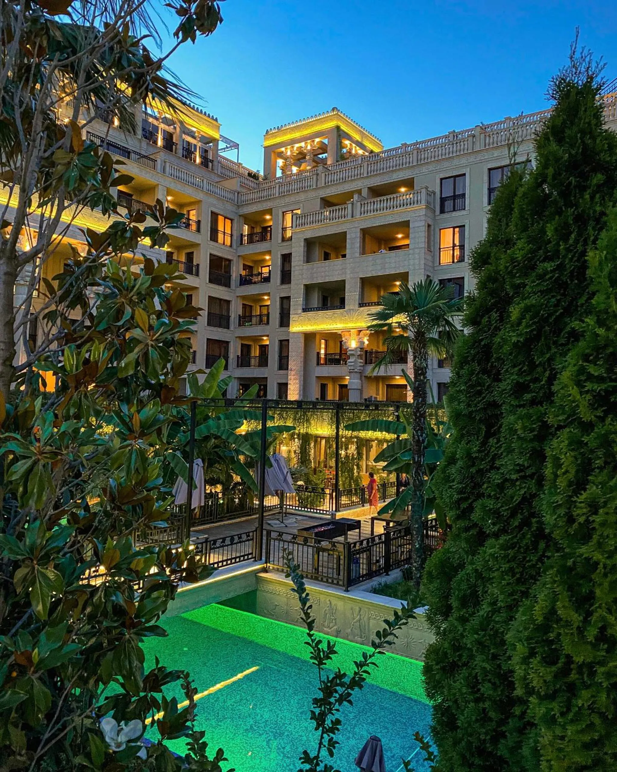 Property building in Argisht Partez Hotel ALL INCLUSIVE & BEACH BAR REBLS