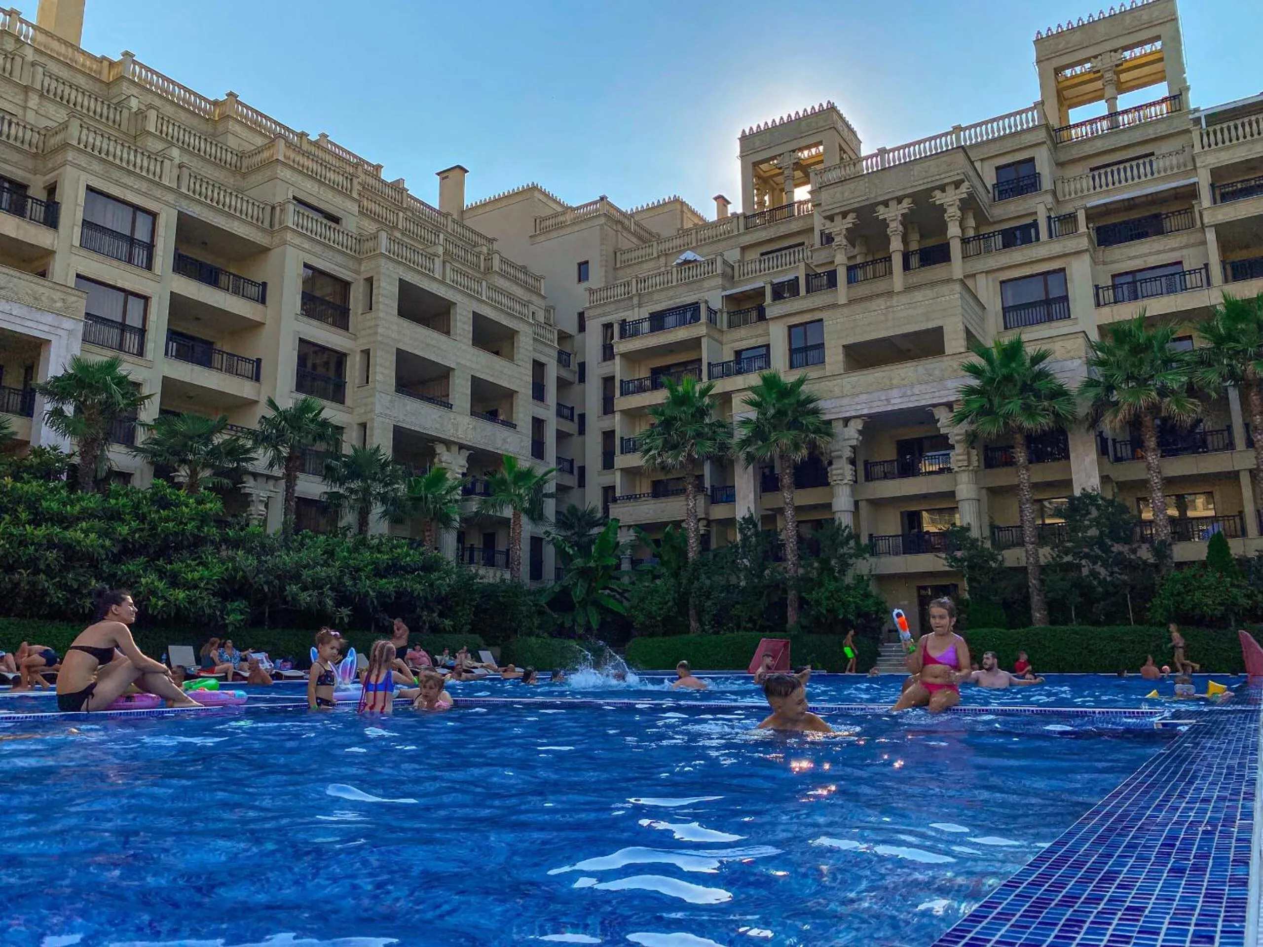 Property building in Argisht Partez Hotel ALL INCLUSIVE & BEACH BAR REBLS