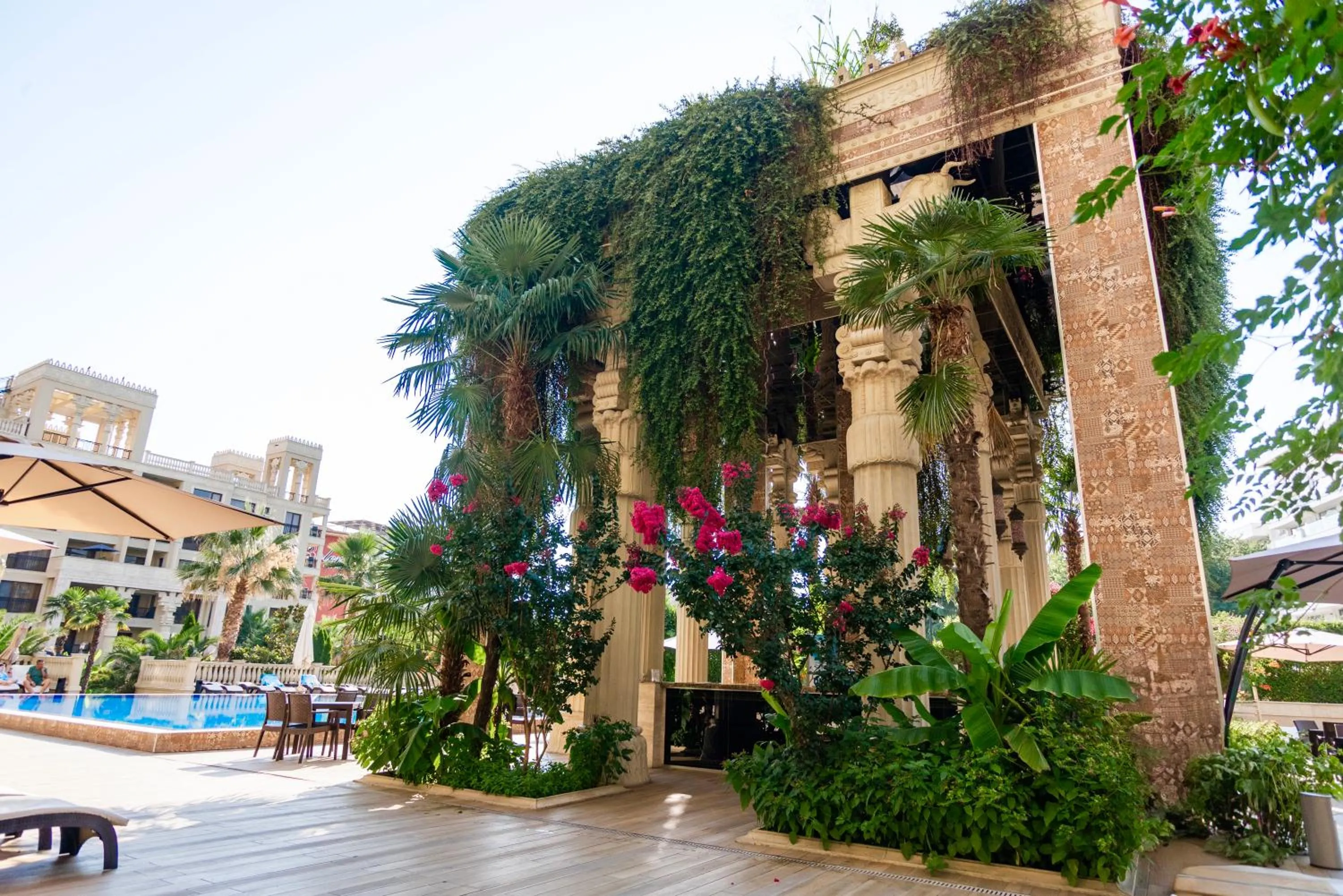 Property building in Argisht Partez Hotel ALL INCLUSIVE & BEACH BAR REBLS