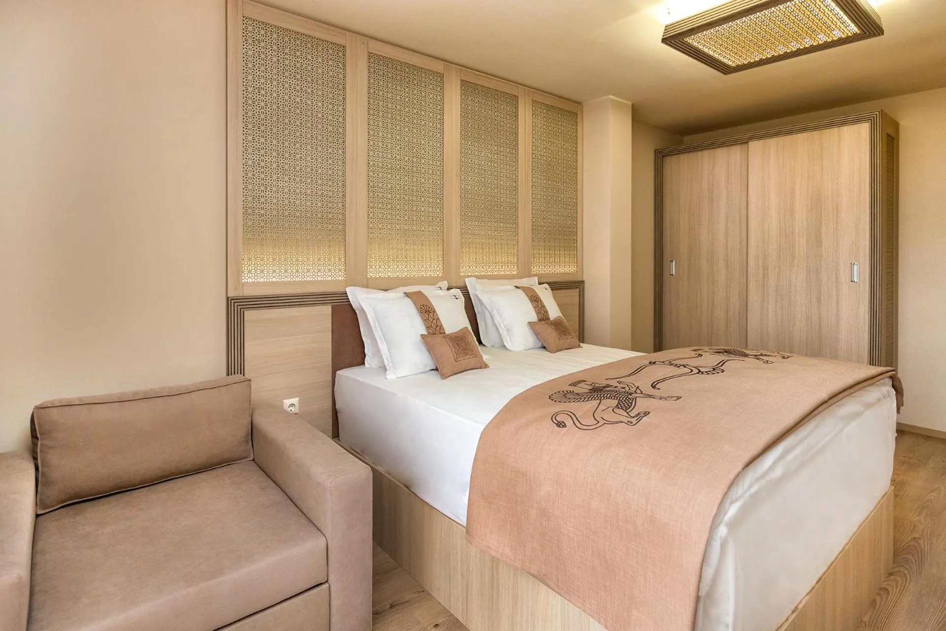 Bed in Argisht Partez Hotel ALL INCLUSIVE & BEACH BAR REBLS