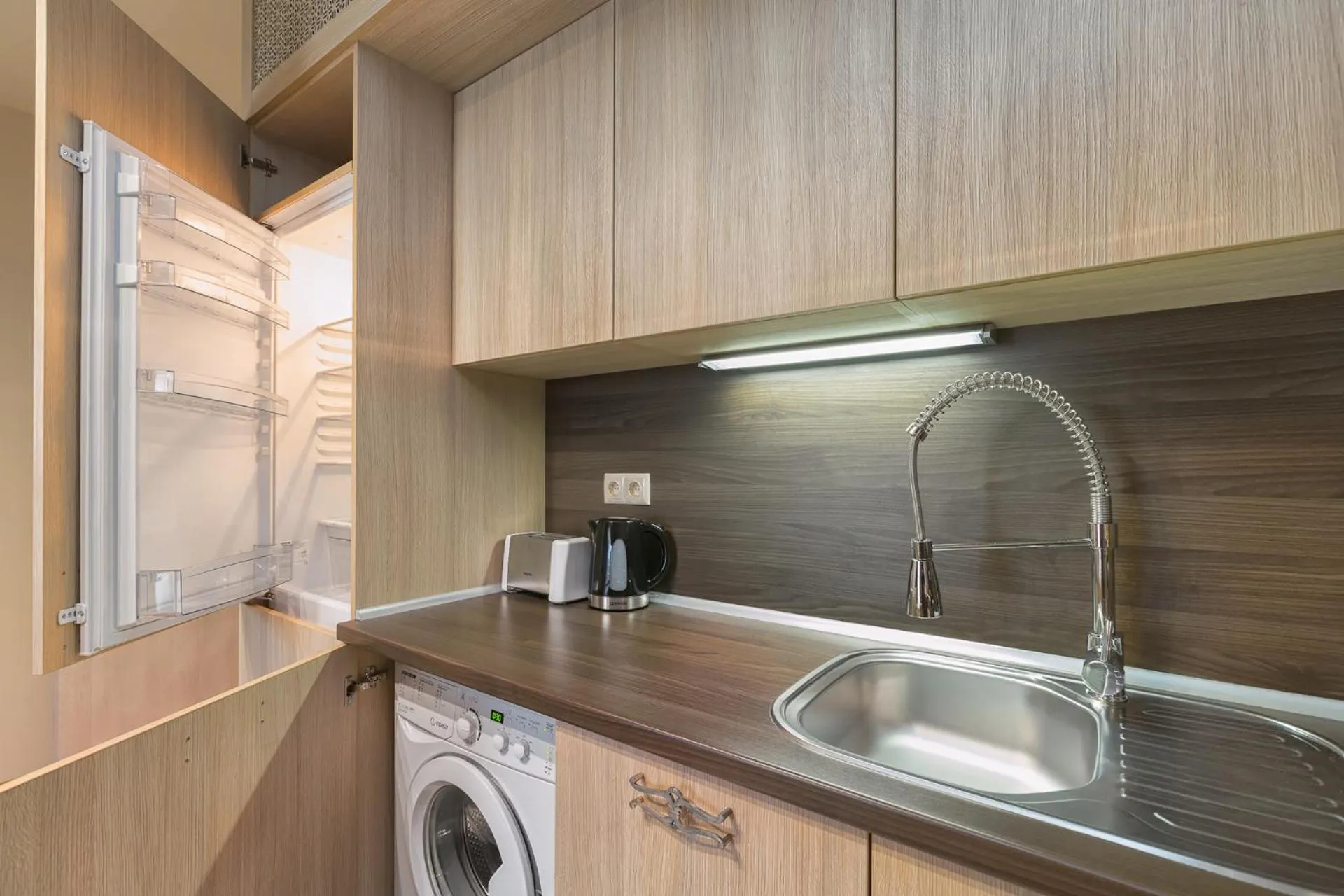 Kitchen or kitchenette in Argisht Partez Hotel ALL INCLUSIVE & BEACH BAR REBLS