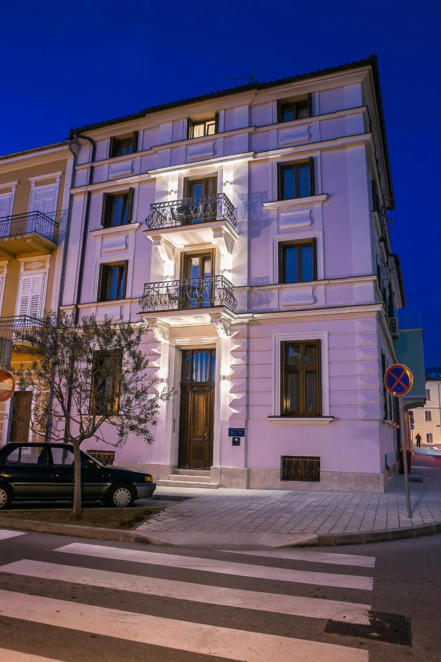 Facade/entrance in Apartments Villa Castello