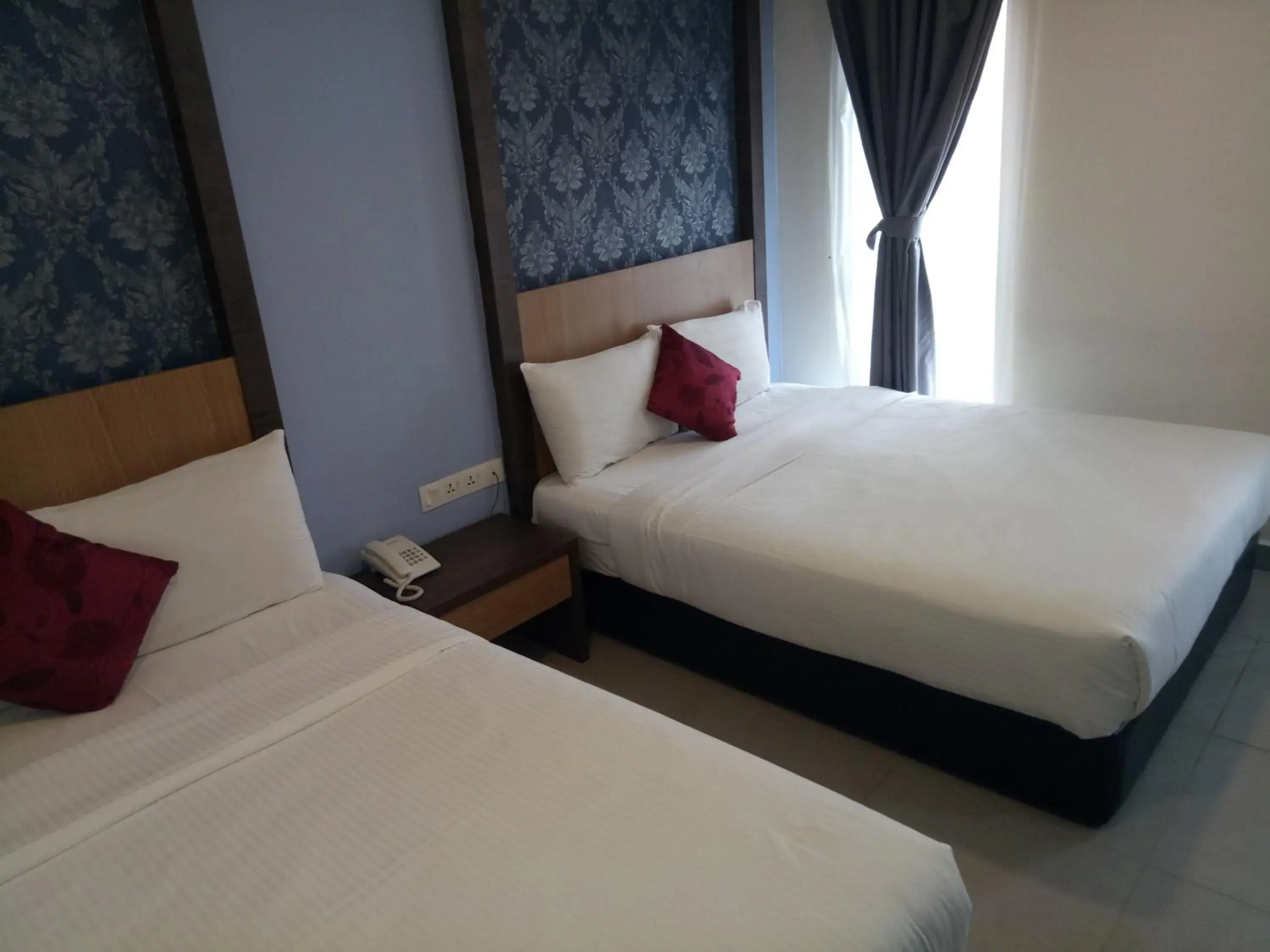 Bed in Hotel Check-In Bed in Hotel Check-In