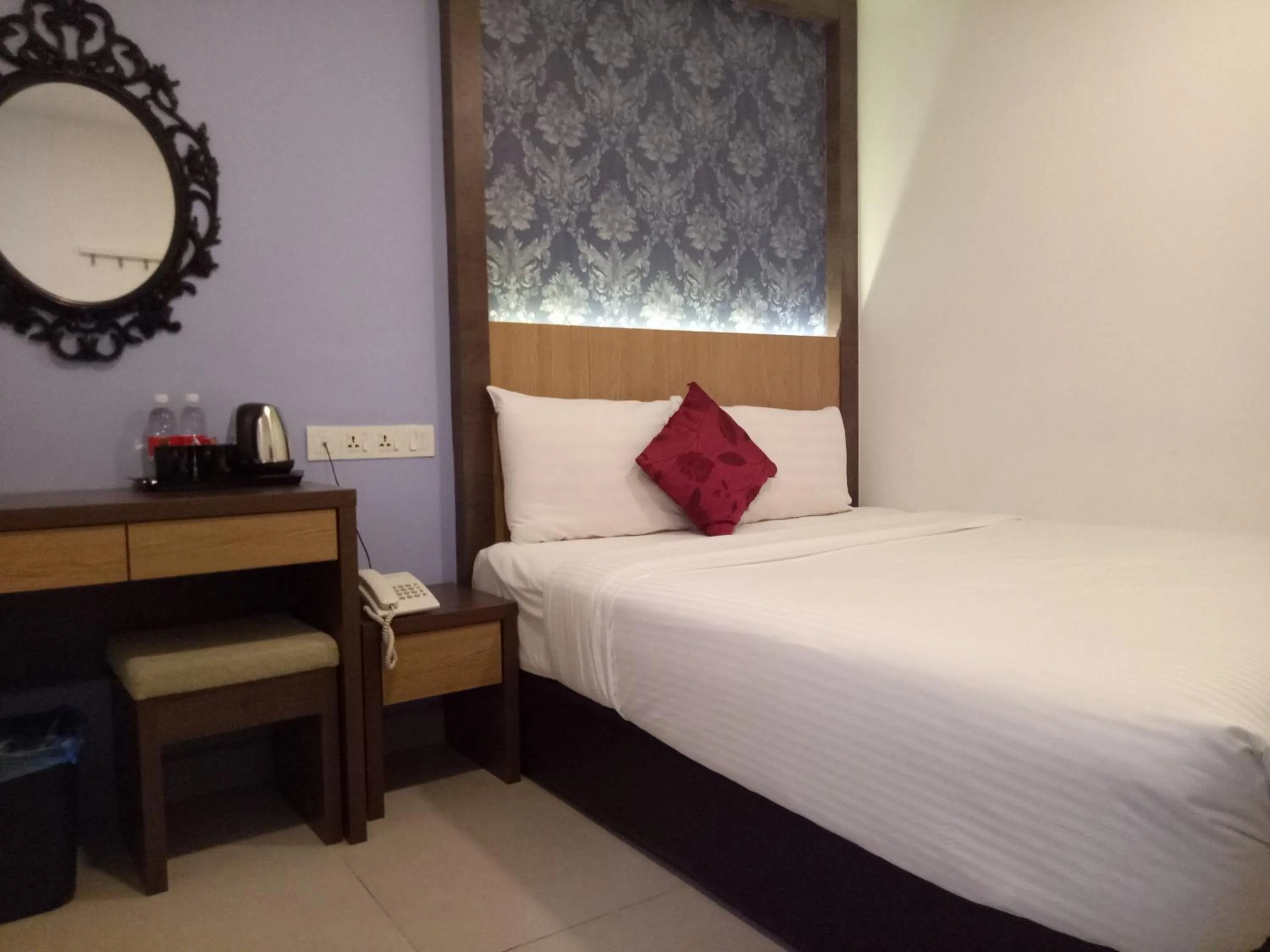 Bed in Hotel Check-In