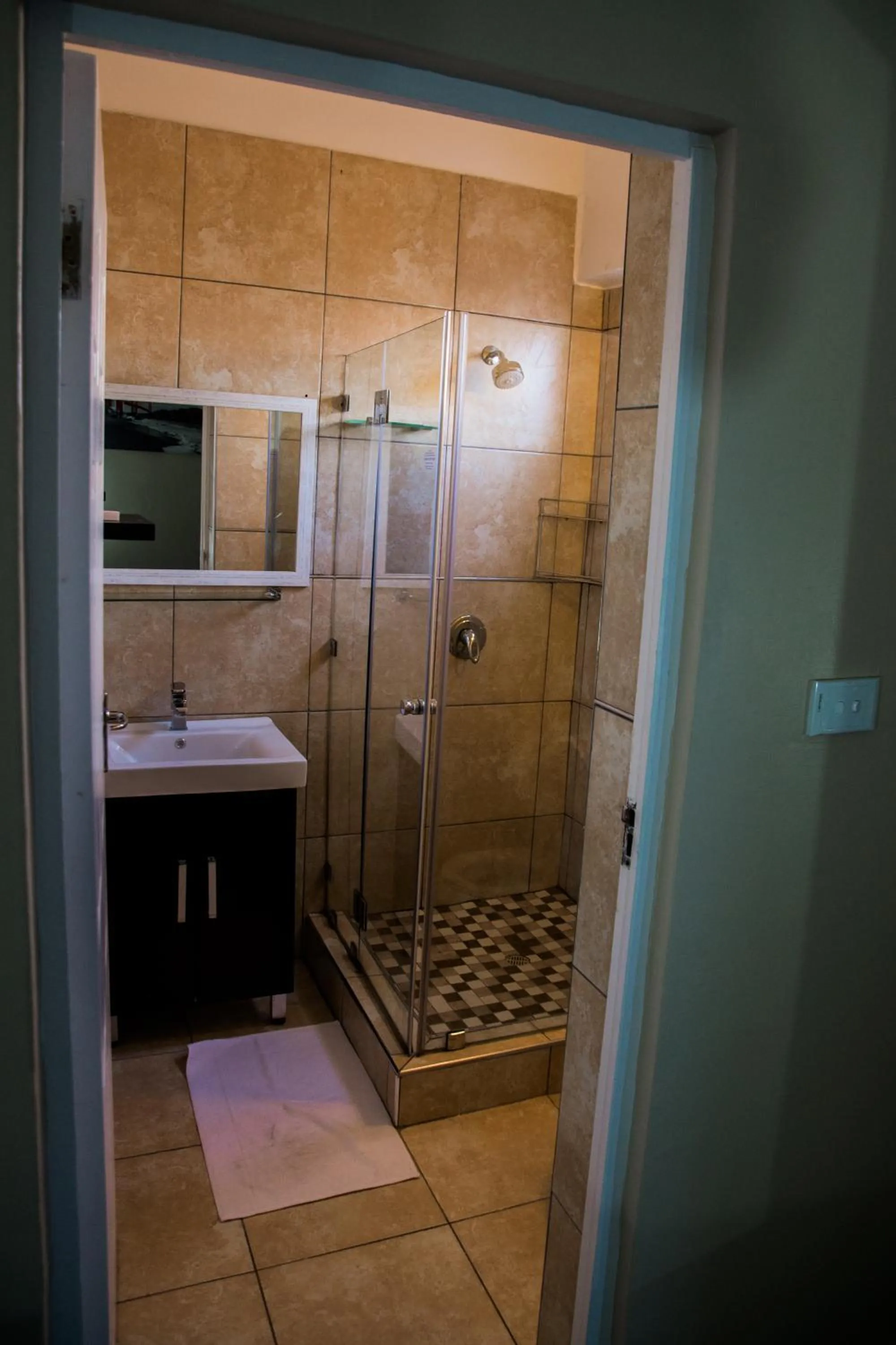 Shower in Marilyn Boutique Hotel