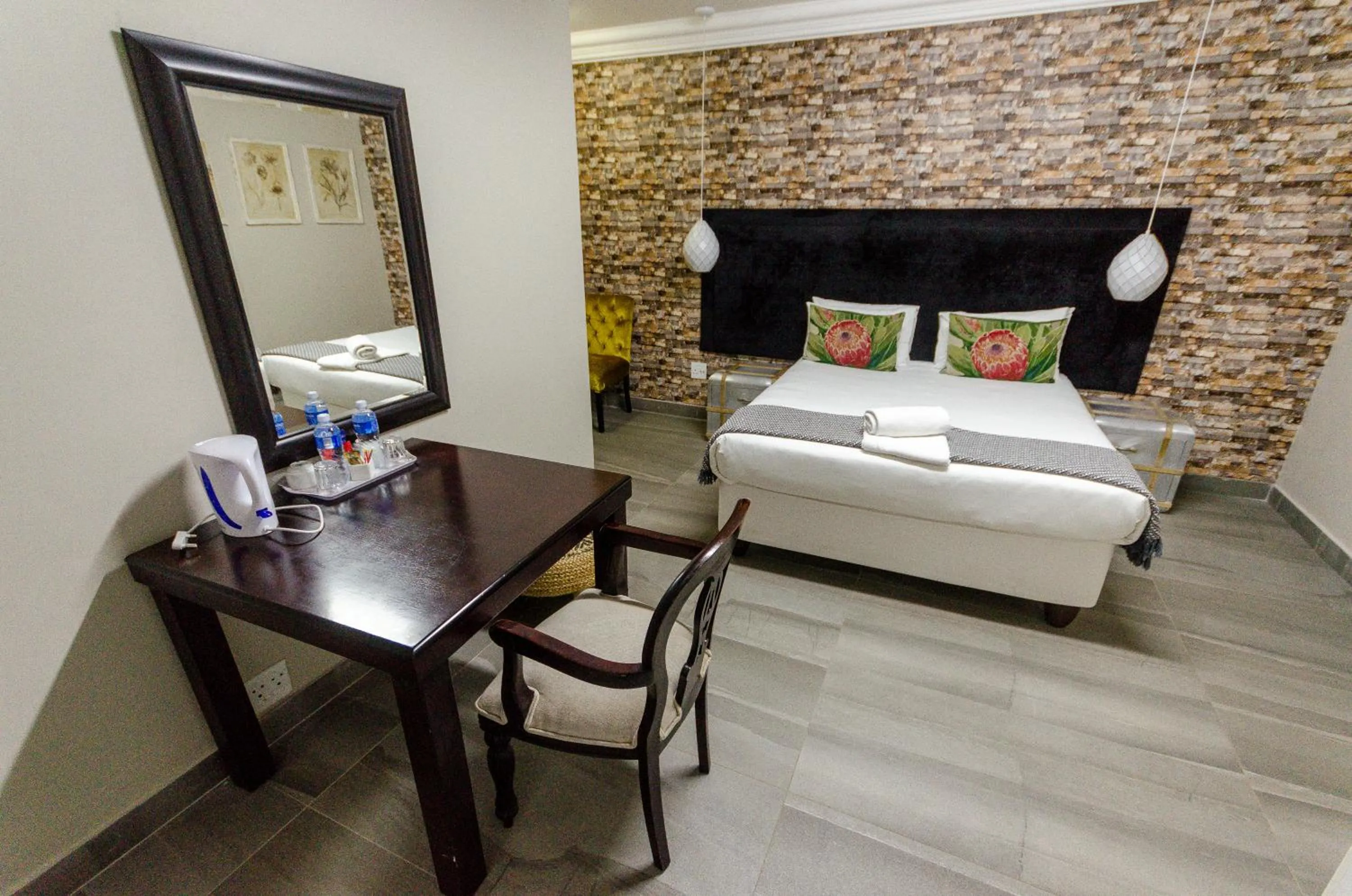 Bed in Marilyn Boutique Hotel