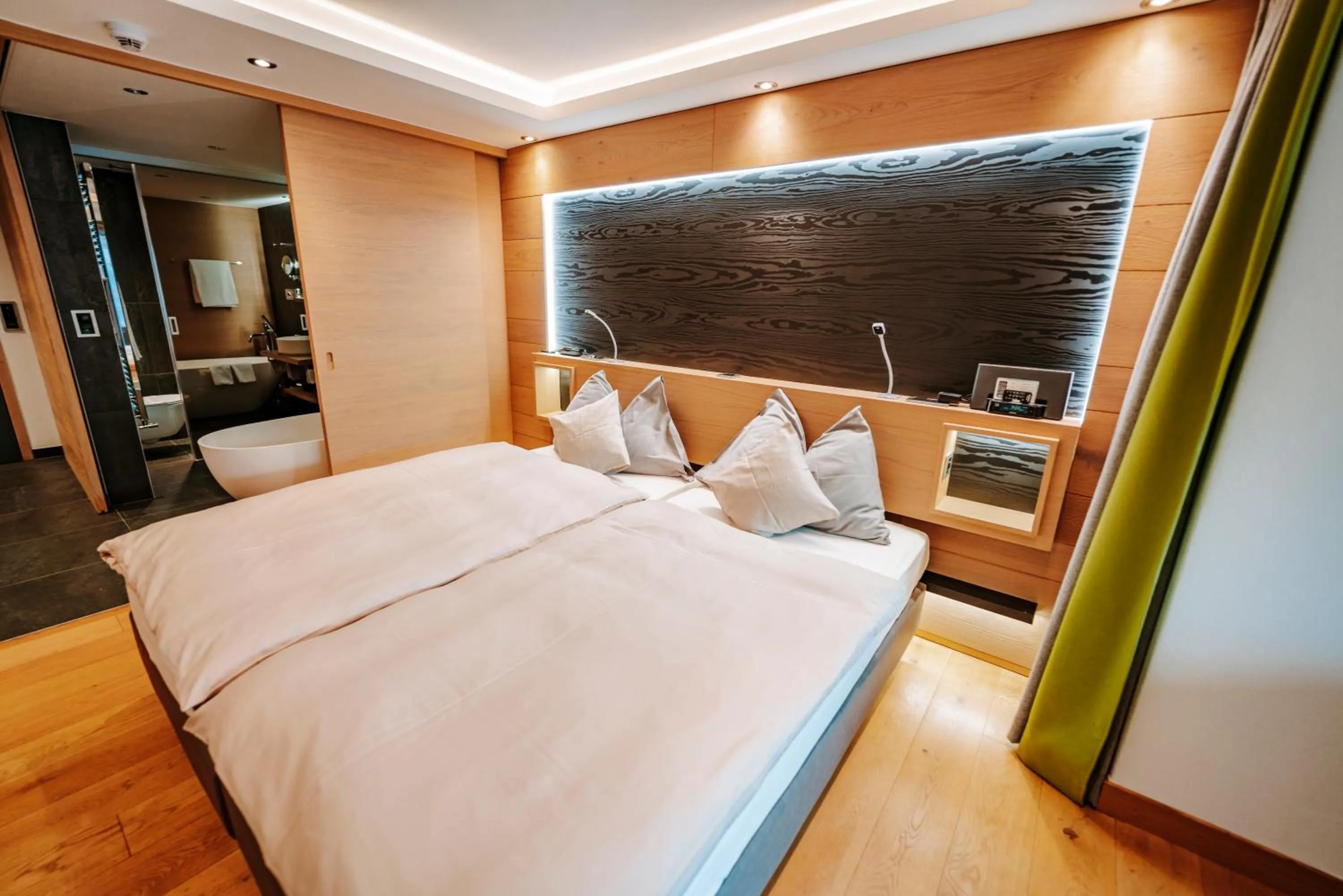 Bed in Hotel Eden Wellness