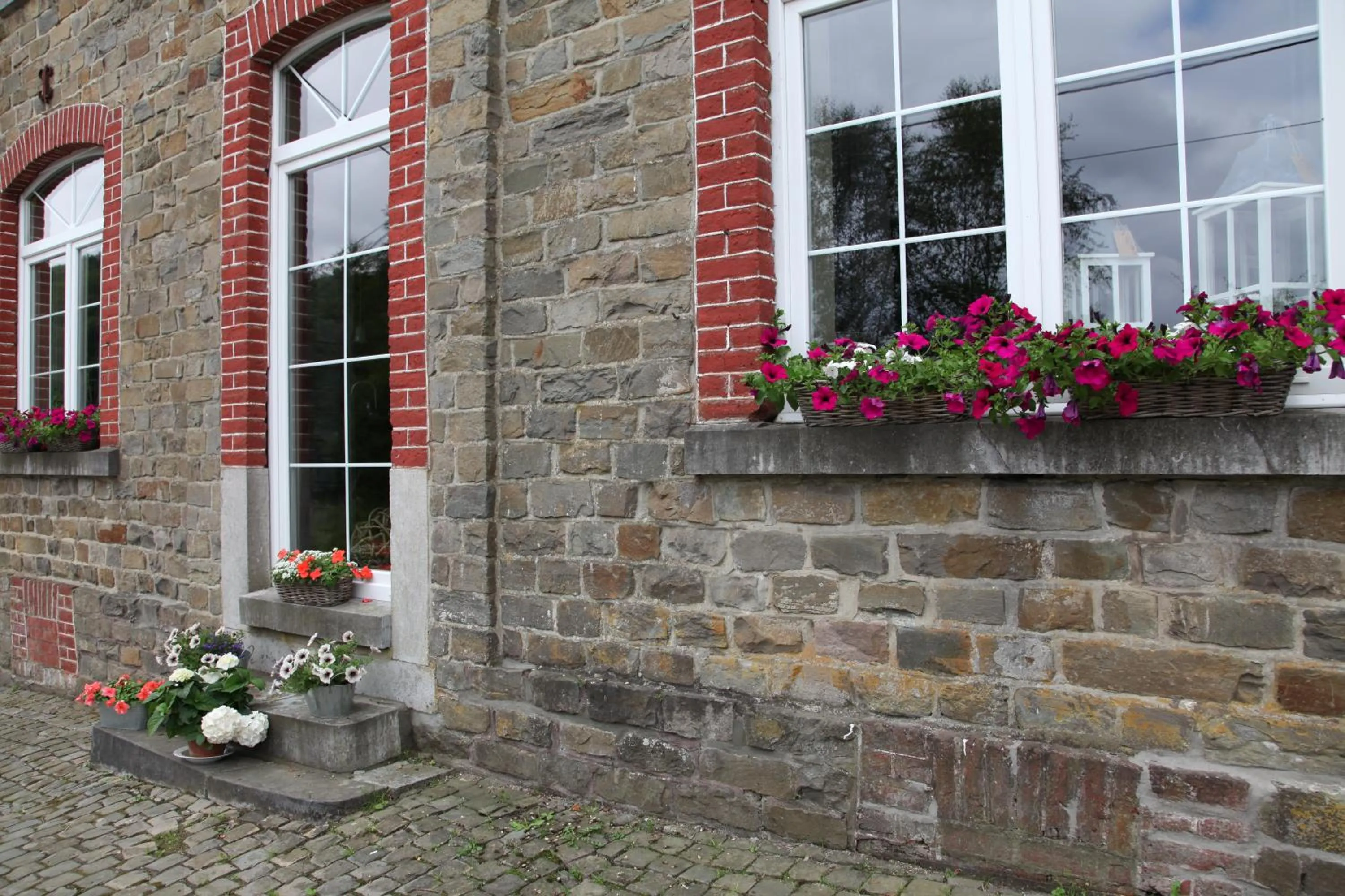 Street view in Les Lucioles