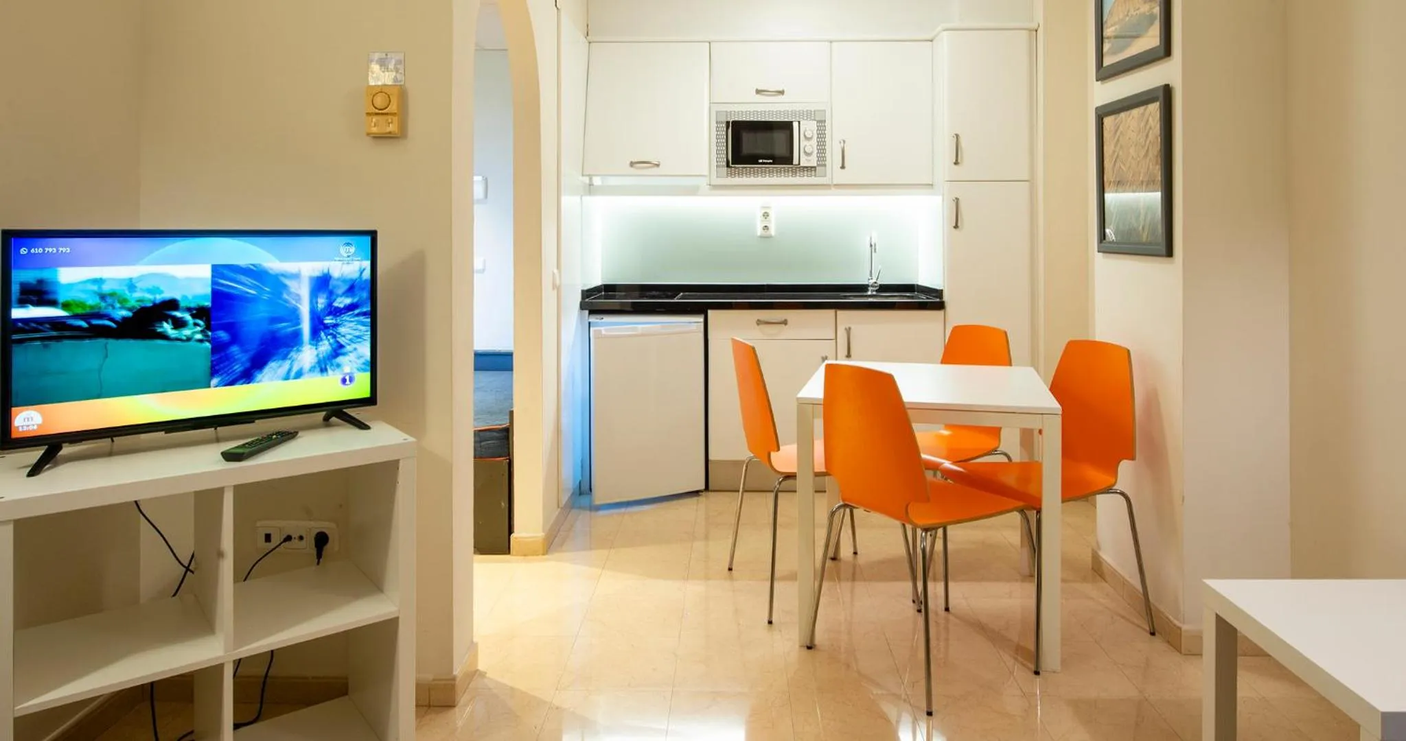 kitchen in Fuengirola Beach Apartamentos Turísticos