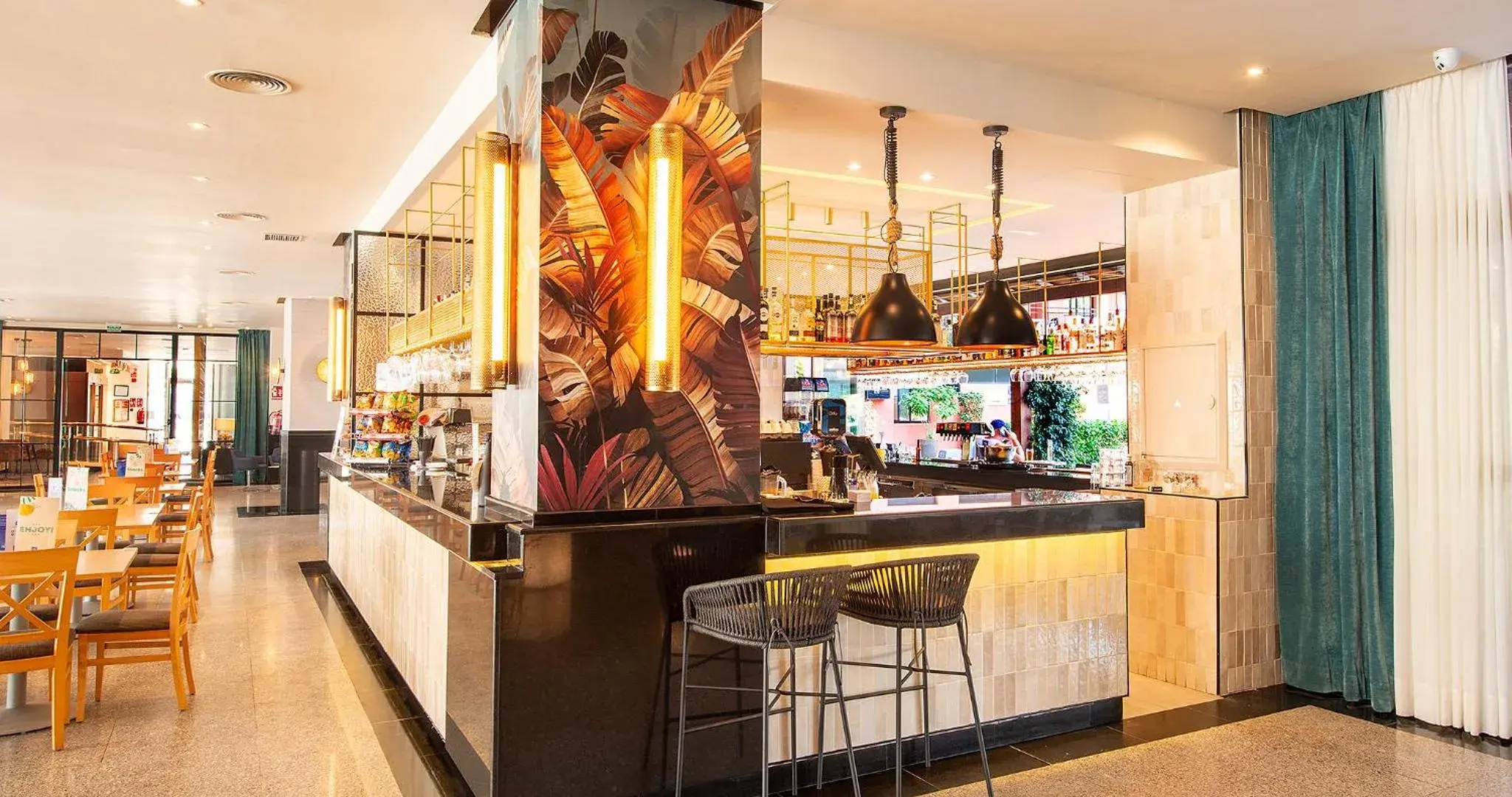 Restaurant/places to eat in Fuengirola Beach Apartamentos Turísticos Restaurant/places to eat in Fuengirola Beach Apartamentos Turísticos