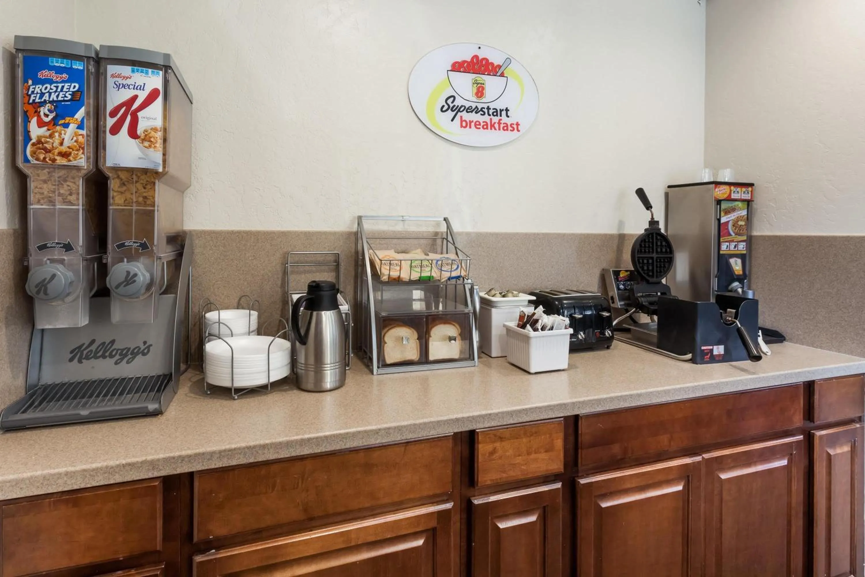 Breakfast in Super 8 by Wyndham Visalia