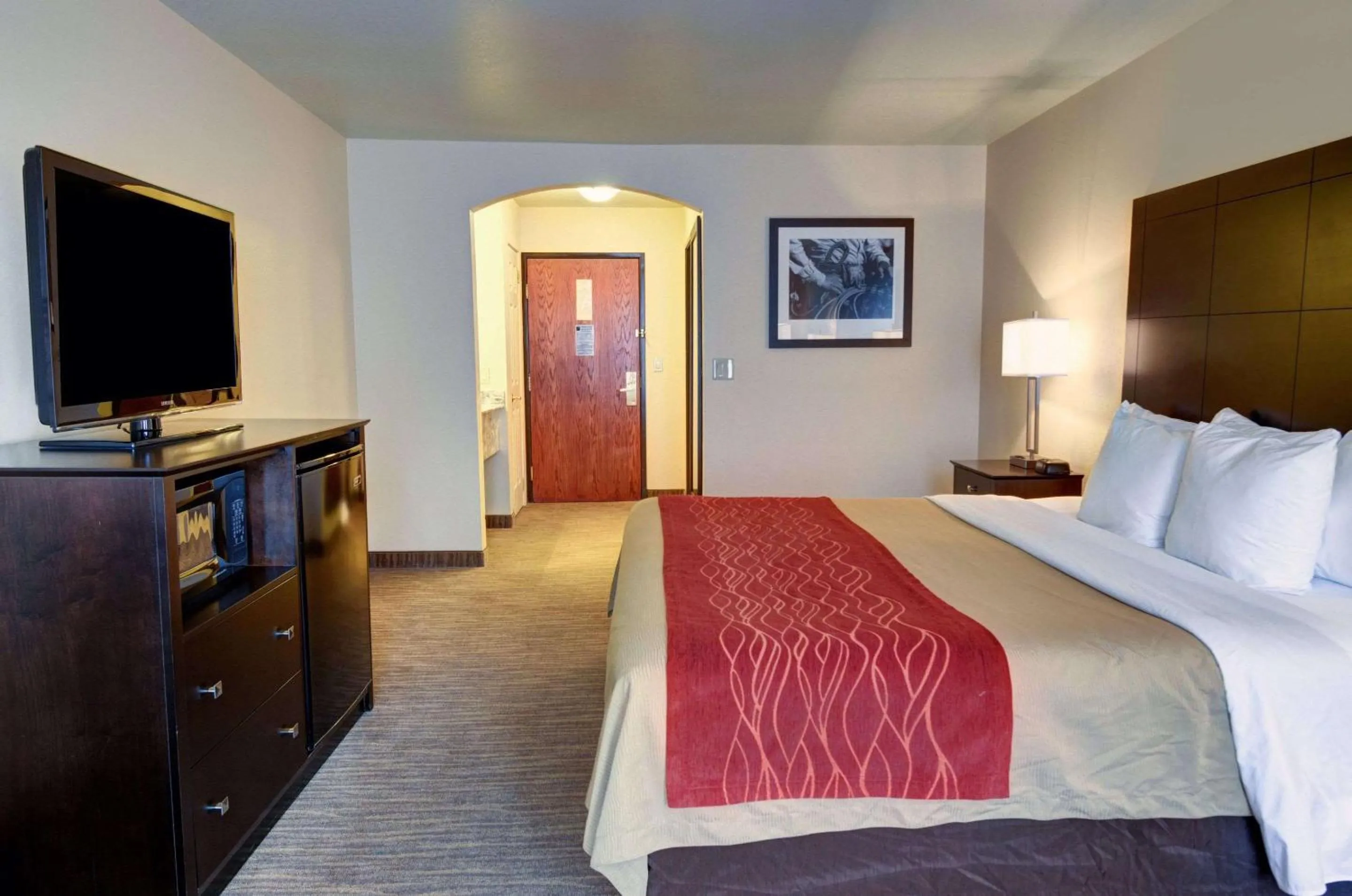 Photo of the whole room, Bed in Comfort Inn & Suites Amarillo West near Medical Center