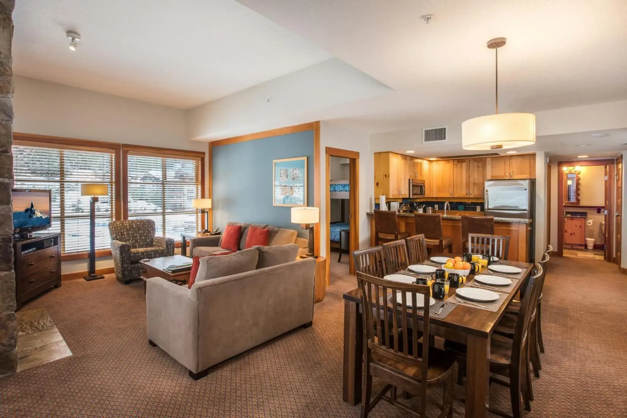 Restaurant/places to eat in Legends Whistler, by Lodging Ovations Restaurant/places to eat in Legends Whistler, by Lodging Ovations