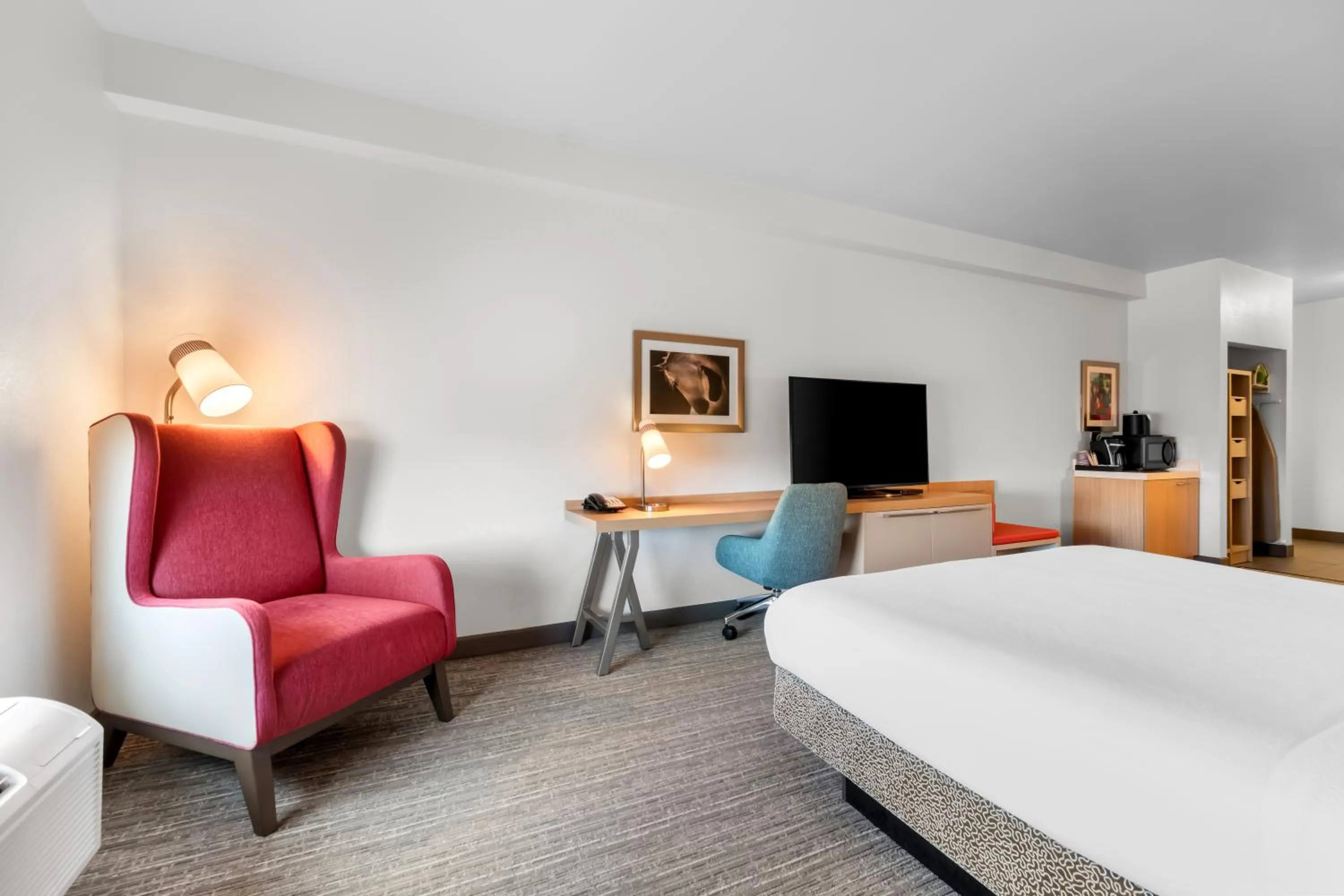 Photo of the whole room, Bed in Hilton Garden Inn Amarillo