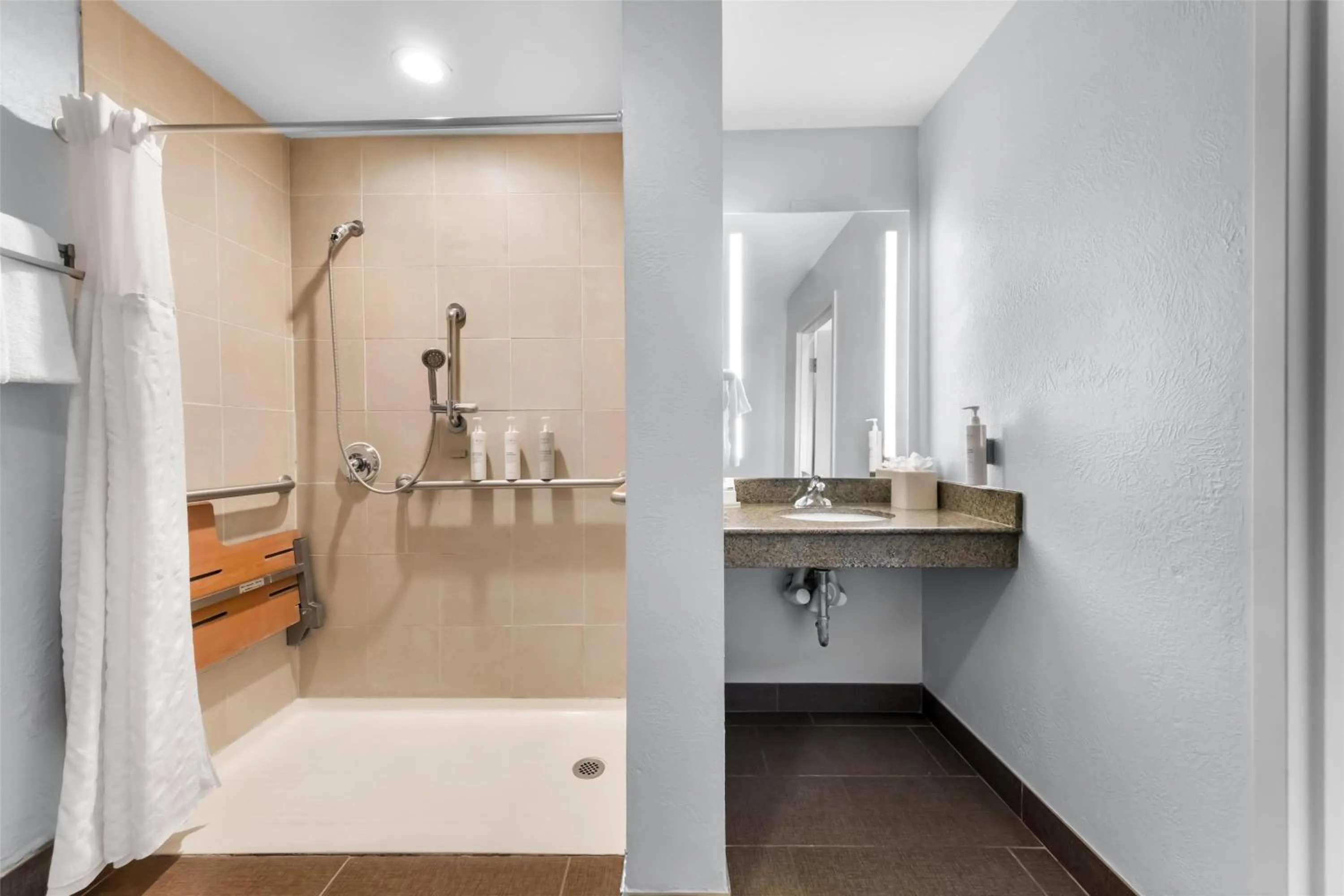 Bathroom in Hilton Garden Inn Amarillo