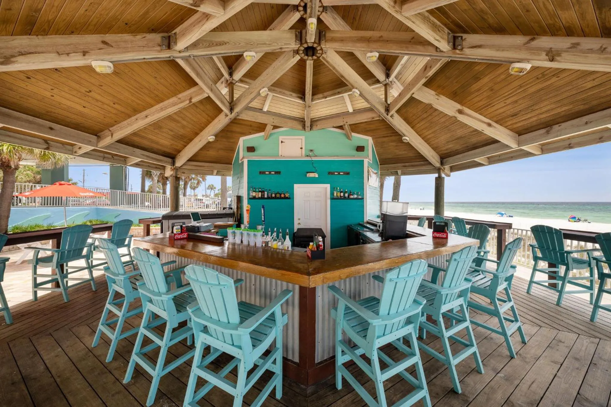 Lounge or bar in Beachcomber Beachfront Hotel, a By The Sea Resort