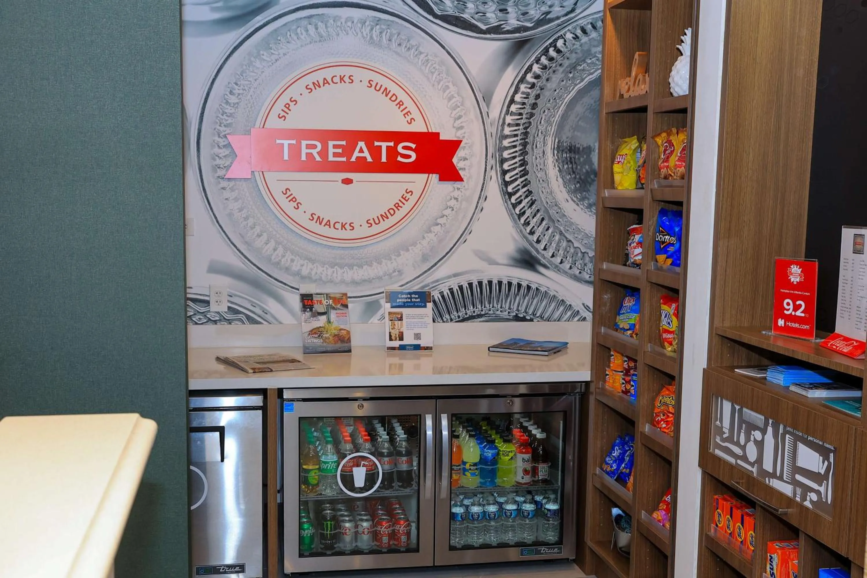 Restaurant/places to eat in Hampton Inn Atlanta-Canton