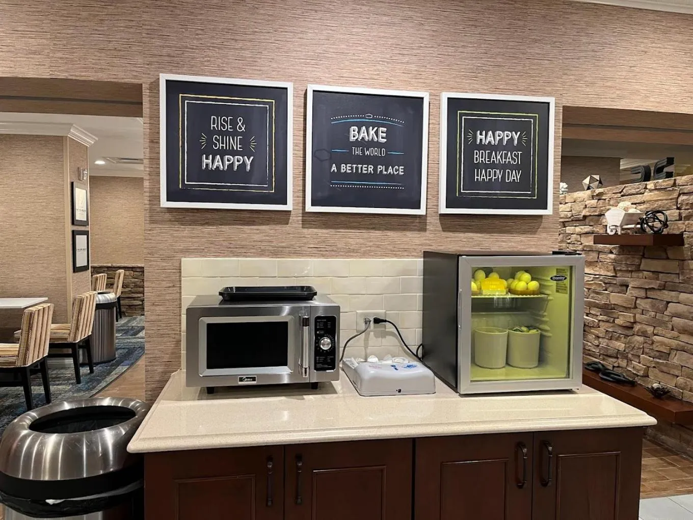 Breakfast in Hampton Inn Atlanta-Canton