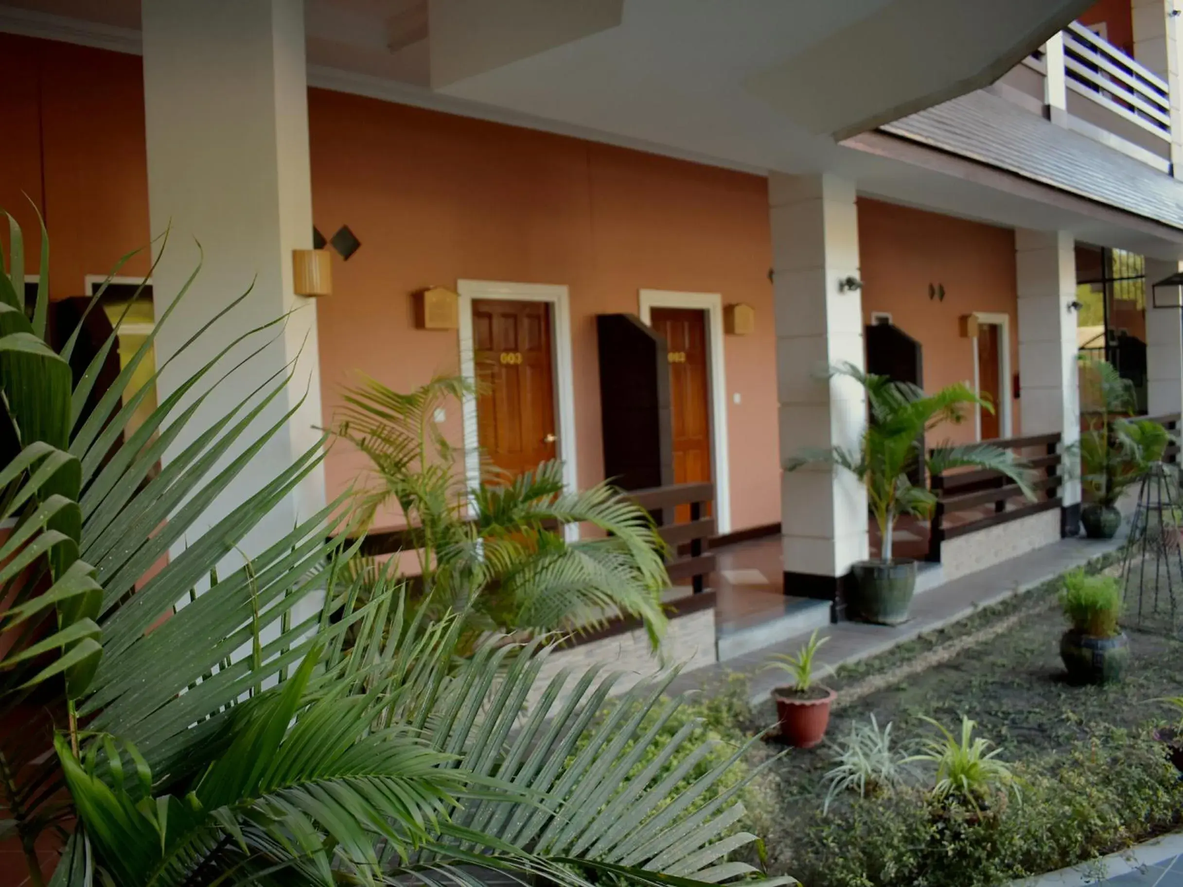 Facade/entrance in Immana Grand Inle Hotel Facade/entrance in Immana Grand Inle Hotel