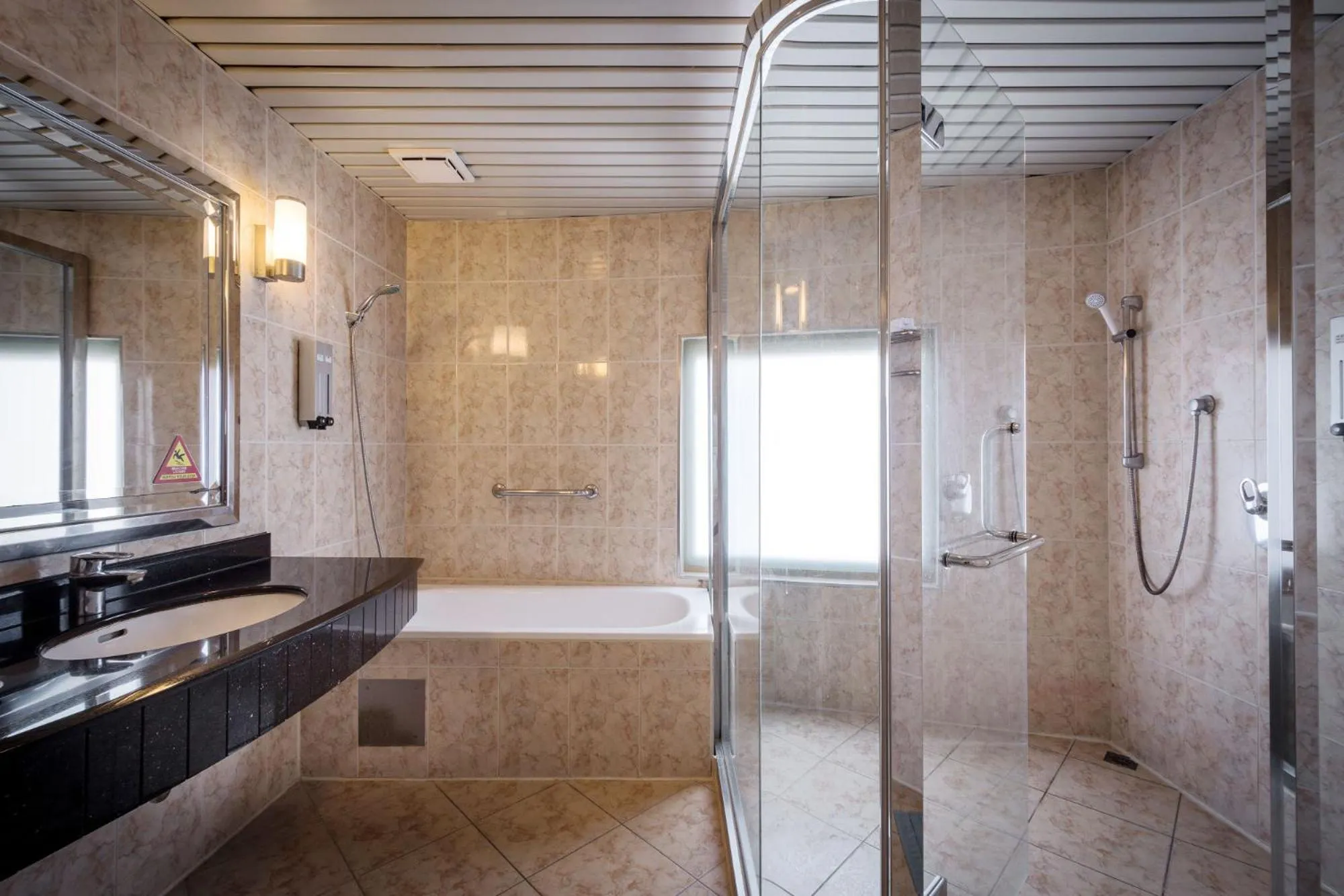 Shower in Guide Hotel Zhongli Zhongzheng