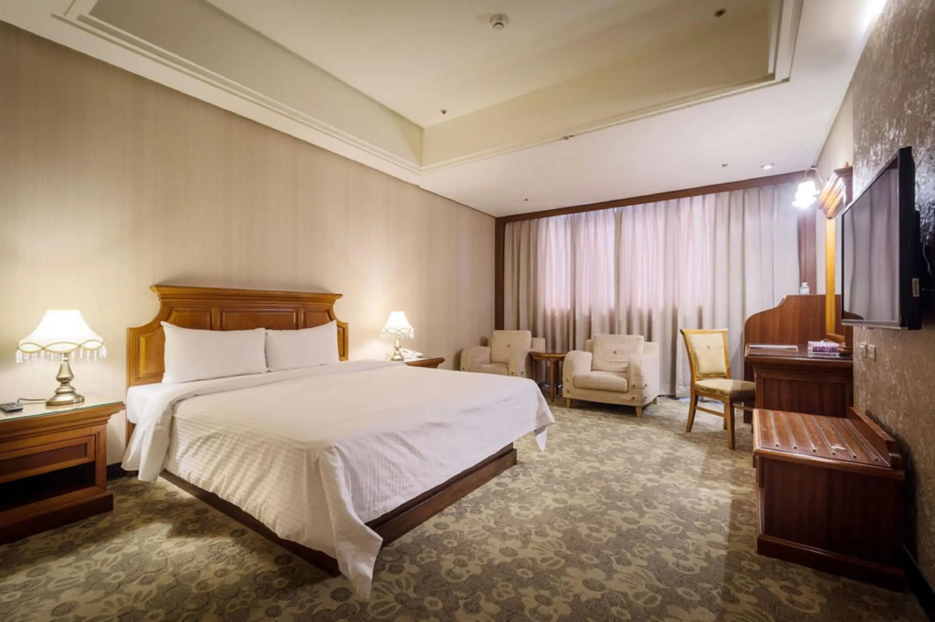 TV and multimedia, Bed in Guide Hotel Zhongli Zhongzheng TV and multimedia, Bed in Guide Hotel Zhongli Zhongzheng