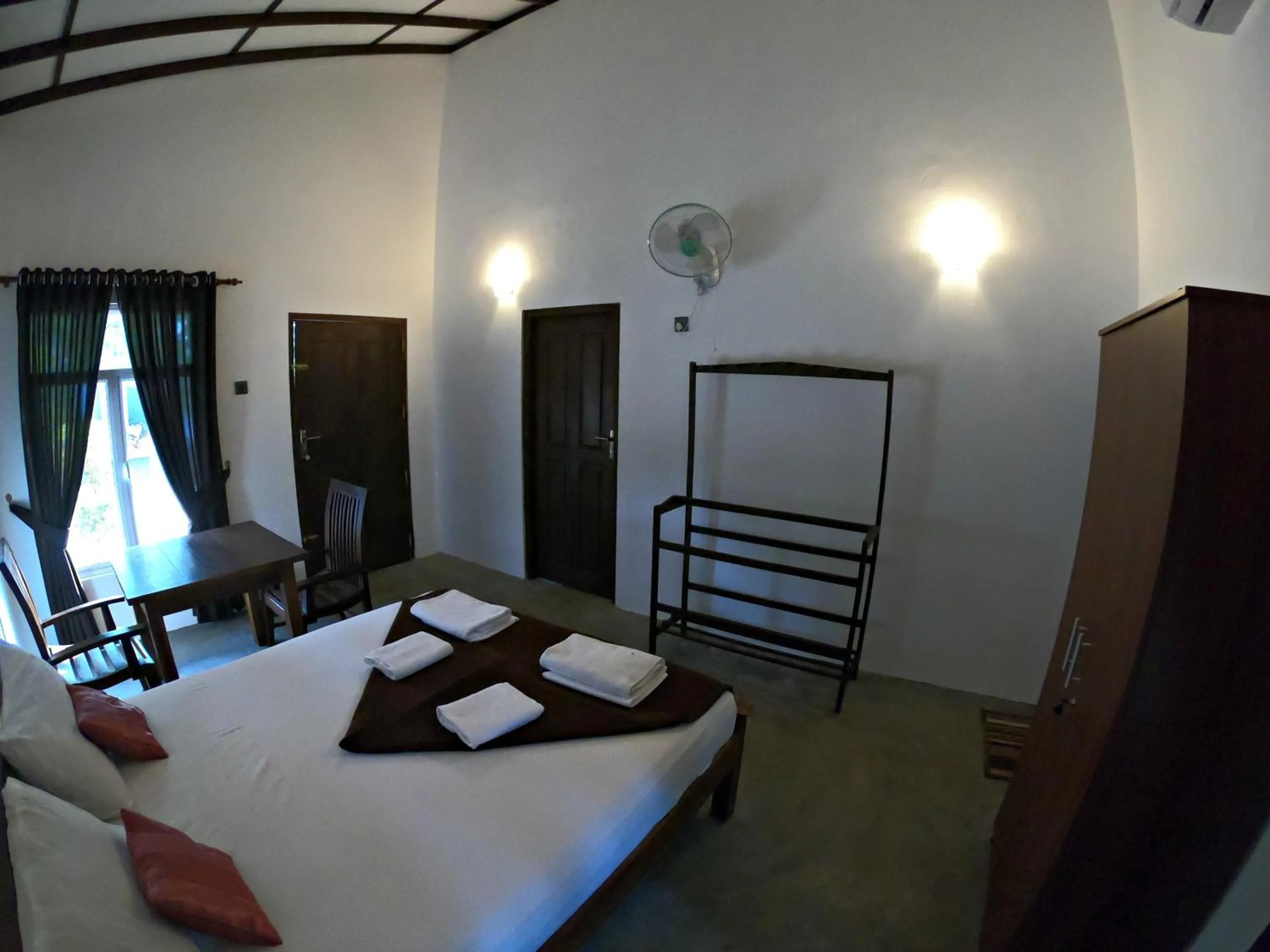 Photo of the whole room, Bed in Luna Beach Hotel