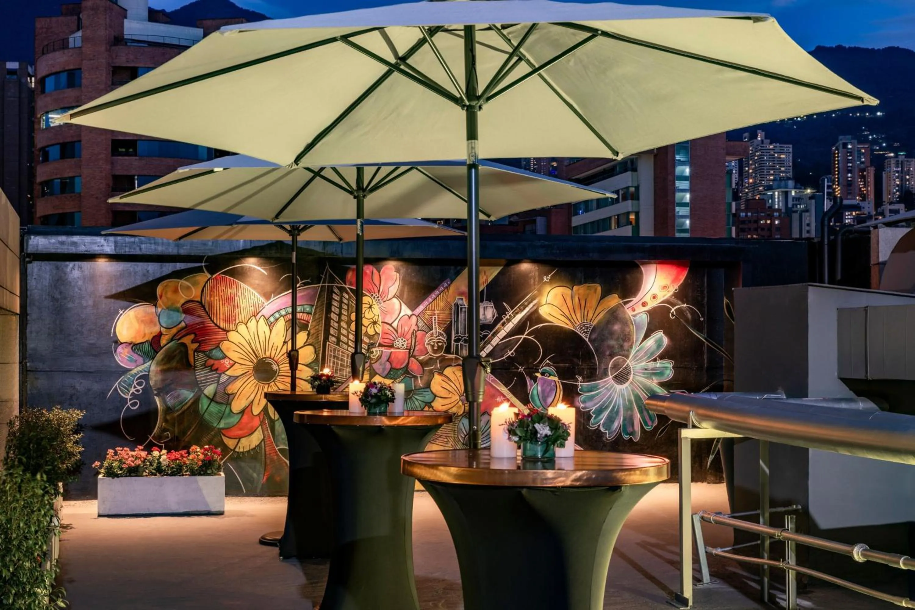 Restaurant/places to eat in Medellin Marriott Hotel