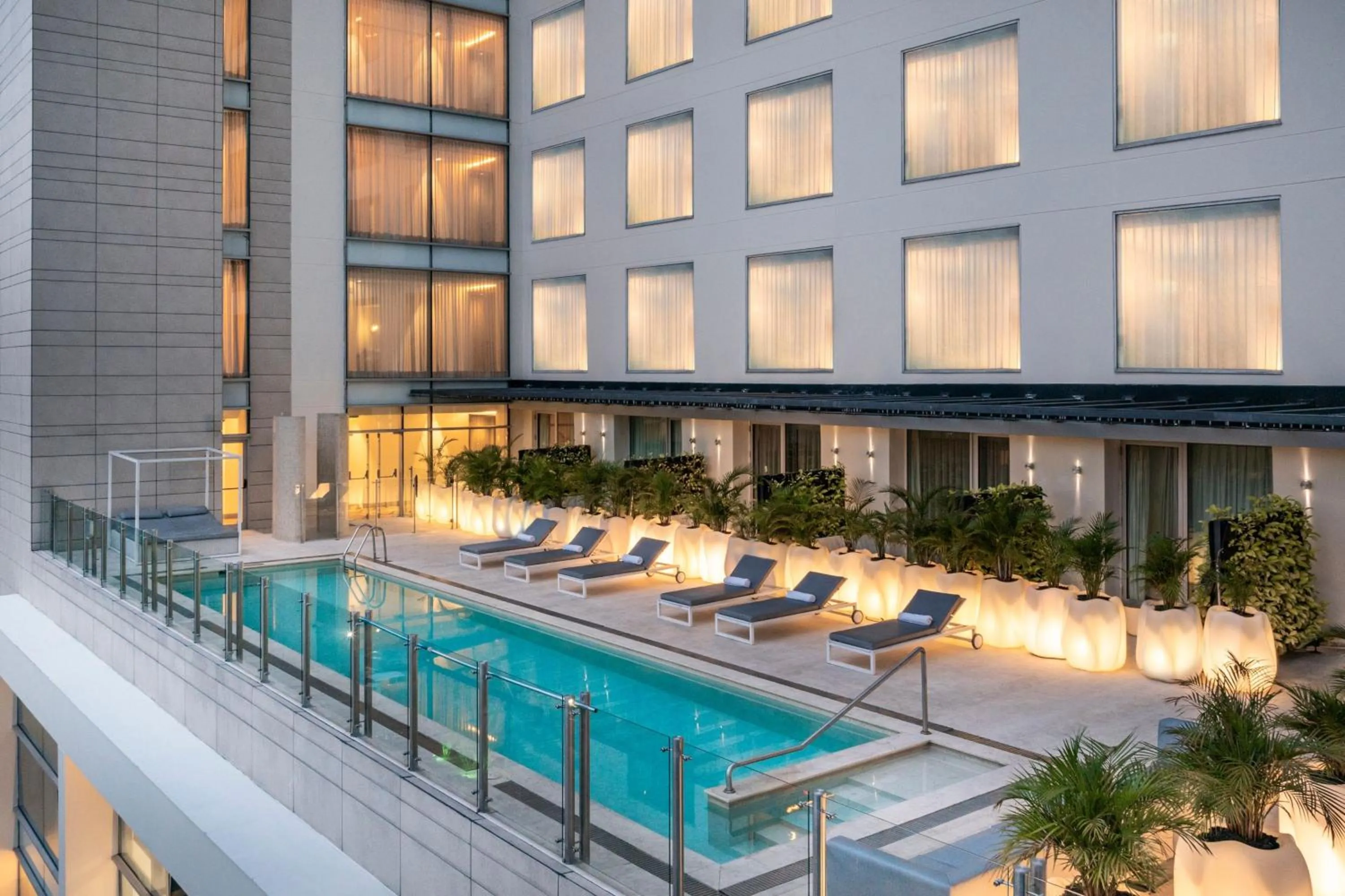 Swimming pool in Medellin Marriott Hotel